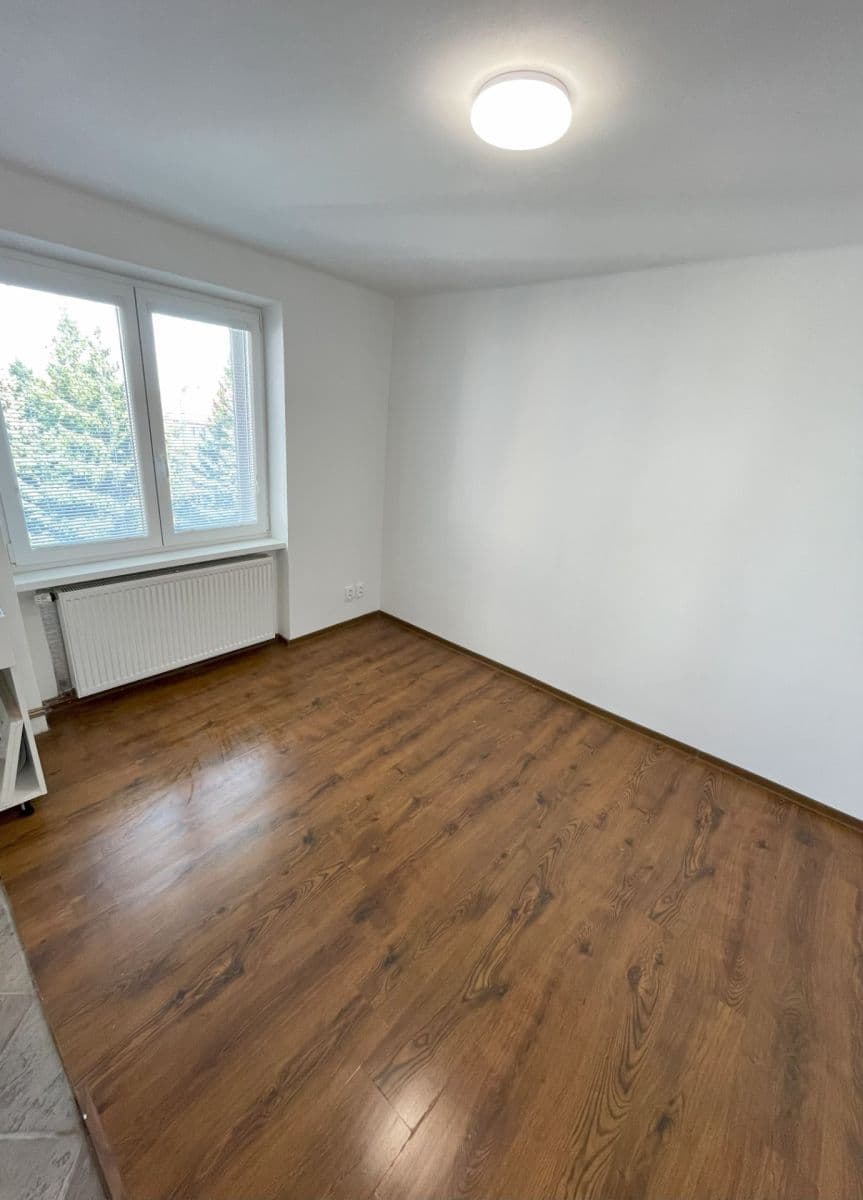 Pronájem bytu 3+kk 70 m², Čechova, Chomutov, Ústecký kraj Pronájem bytu 3+kk 70 m², Čechova, Chomutov, Ústecký kraj