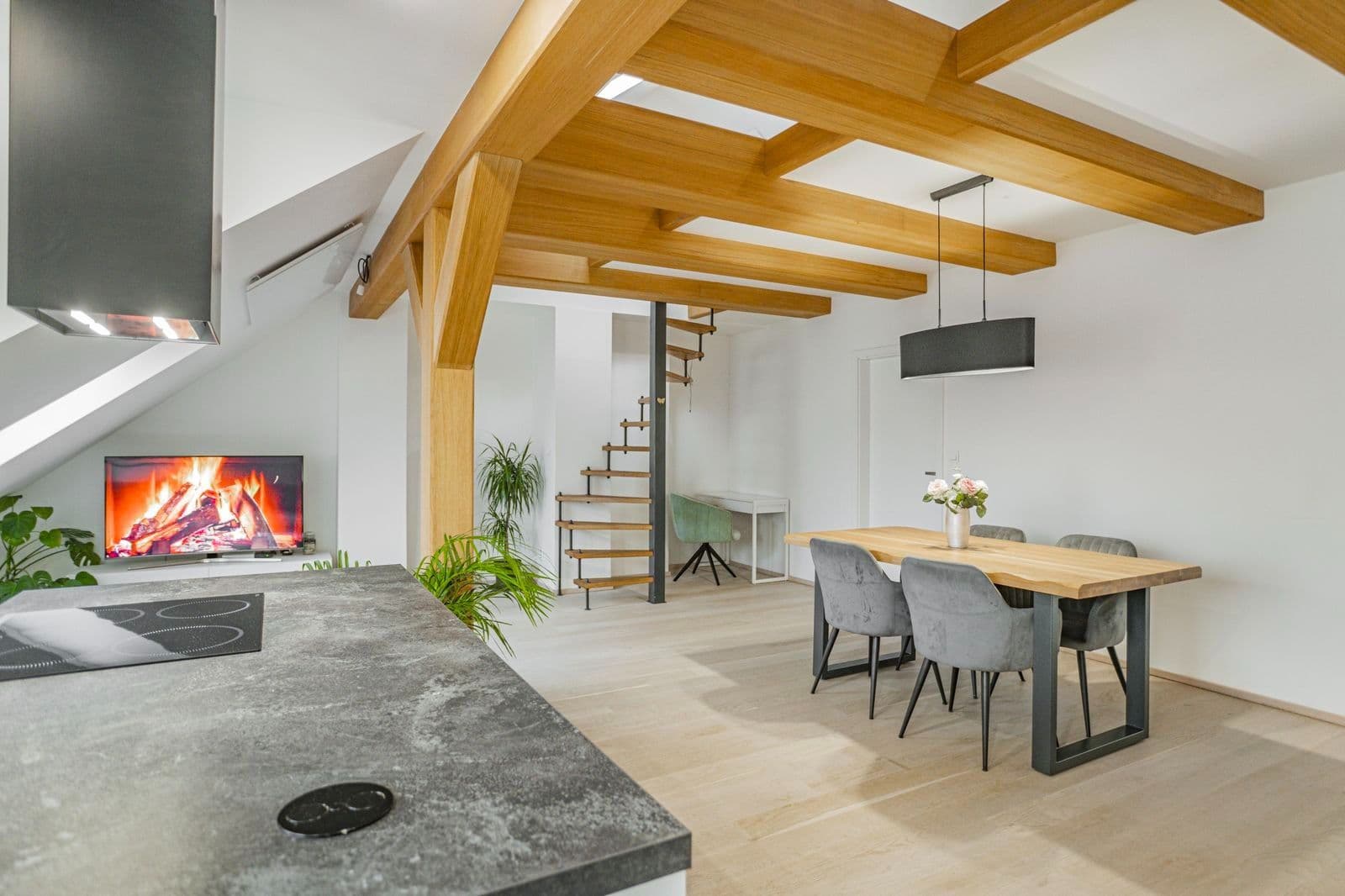 Pronájem bytu 3+kk 105 m², Čechova, Kralupy nad Vltavou, Středočeský kraj Pronájem bytu 3+kk 105 m², Čechova, Kralupy nad Vltavou, Středočeský kraj