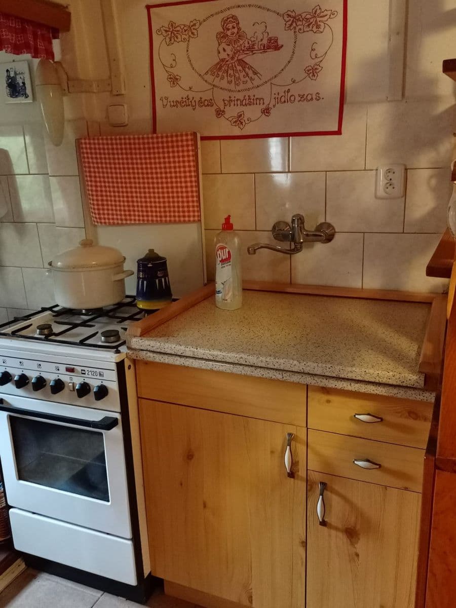 Prodej chaty, chalupy 30 m², pozemek 345 m², Benešov, Středočeský kraj Prodej chaty, chalupy 30 m², pozemek 345 m², Benešov, Středočeský kraj