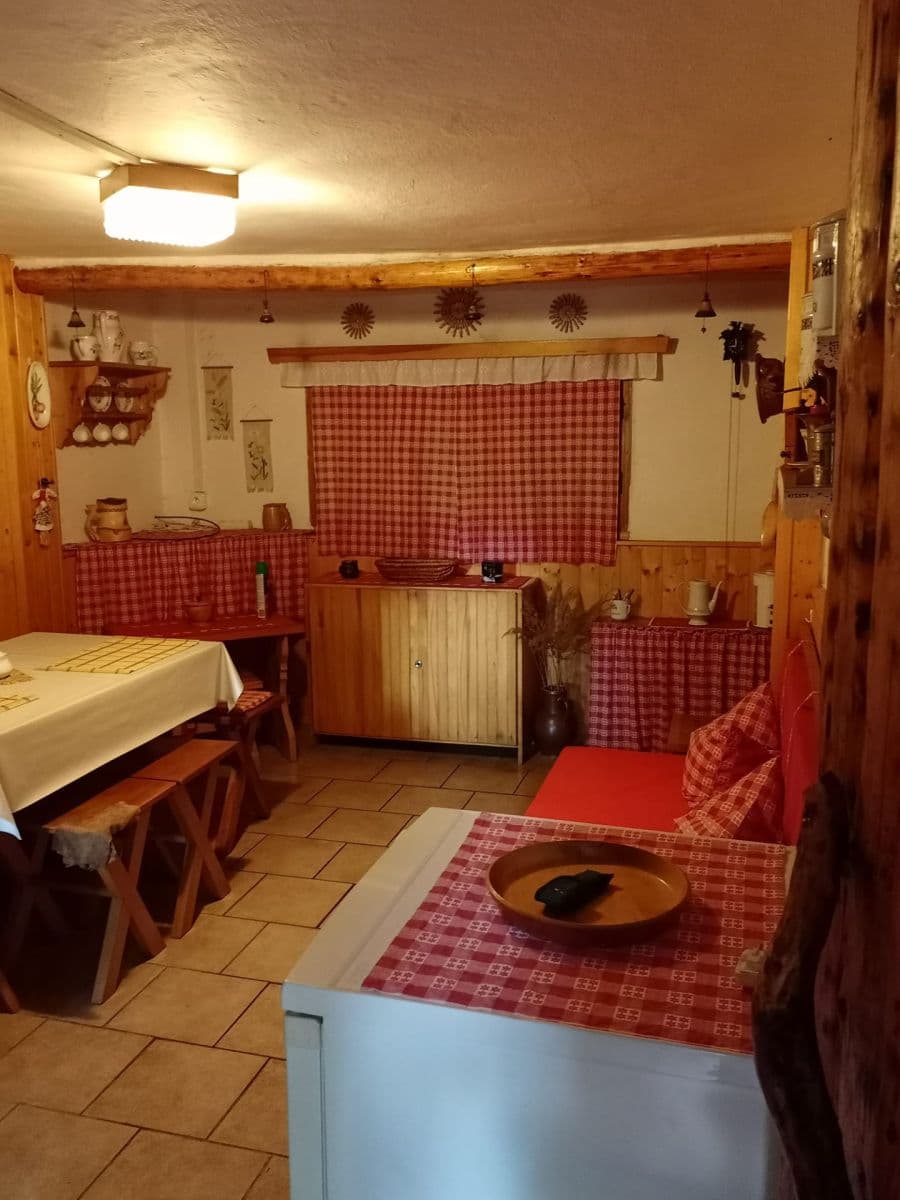 Prodej chaty, chalupy 30 m², pozemek 345 m², Benešov, Středočeský kraj Prodej chaty, chalupy 30 m², pozemek 345 m², Benešov, Středočeský kraj