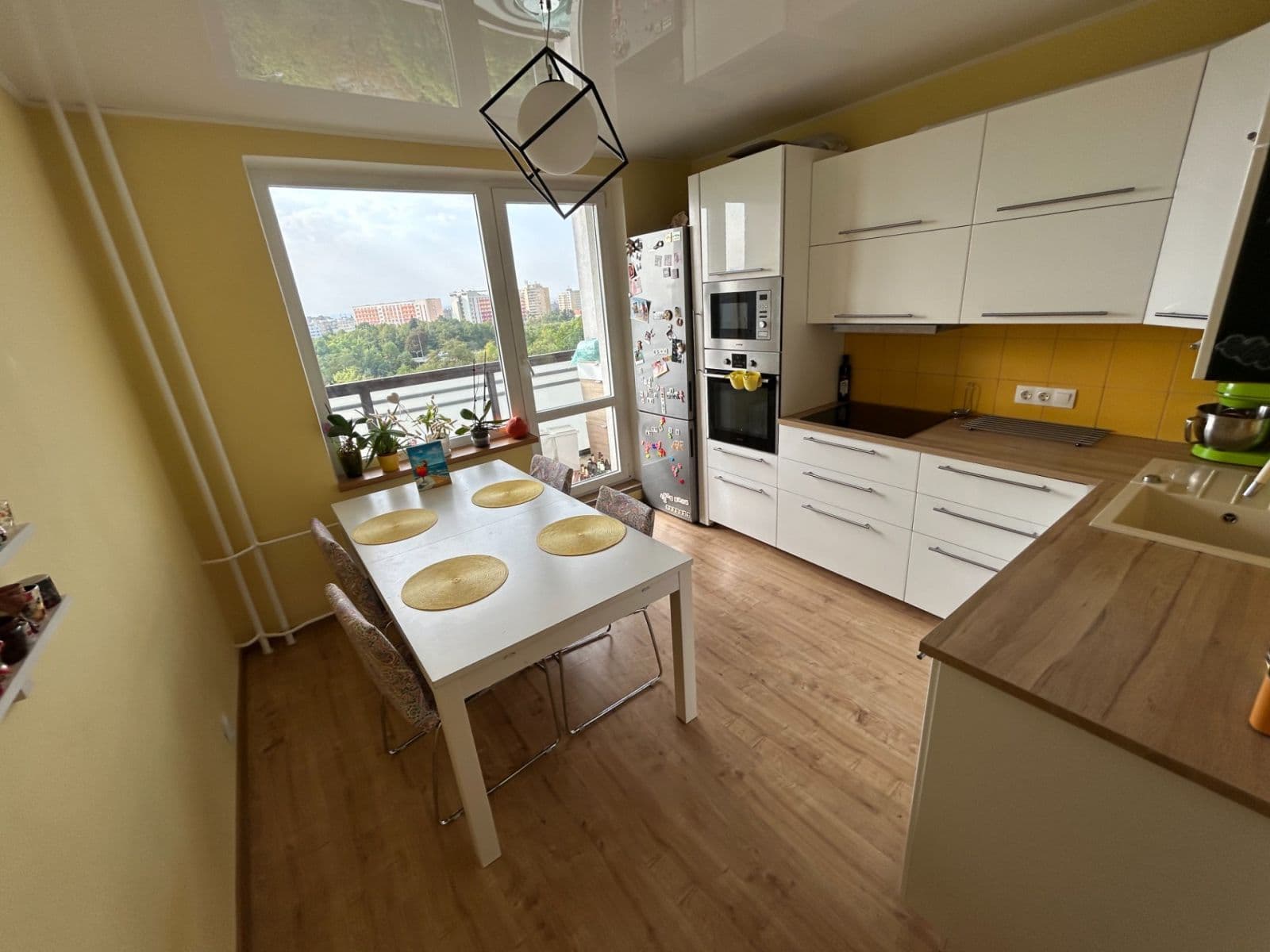 Pronájem bytu 3+1 70 m², Černého, Praha, Praha Pronájem bytu 3+1 70 m², Černého, Praha, Praha