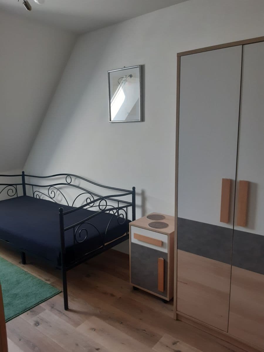 Pronájem bytu 3+kk 90 m², Hrozňatova, Brno, Jihomoravský kraj Pronájem bytu 3+kk 90 m², Hrozňatova, Brno, Jihomoravský kraj