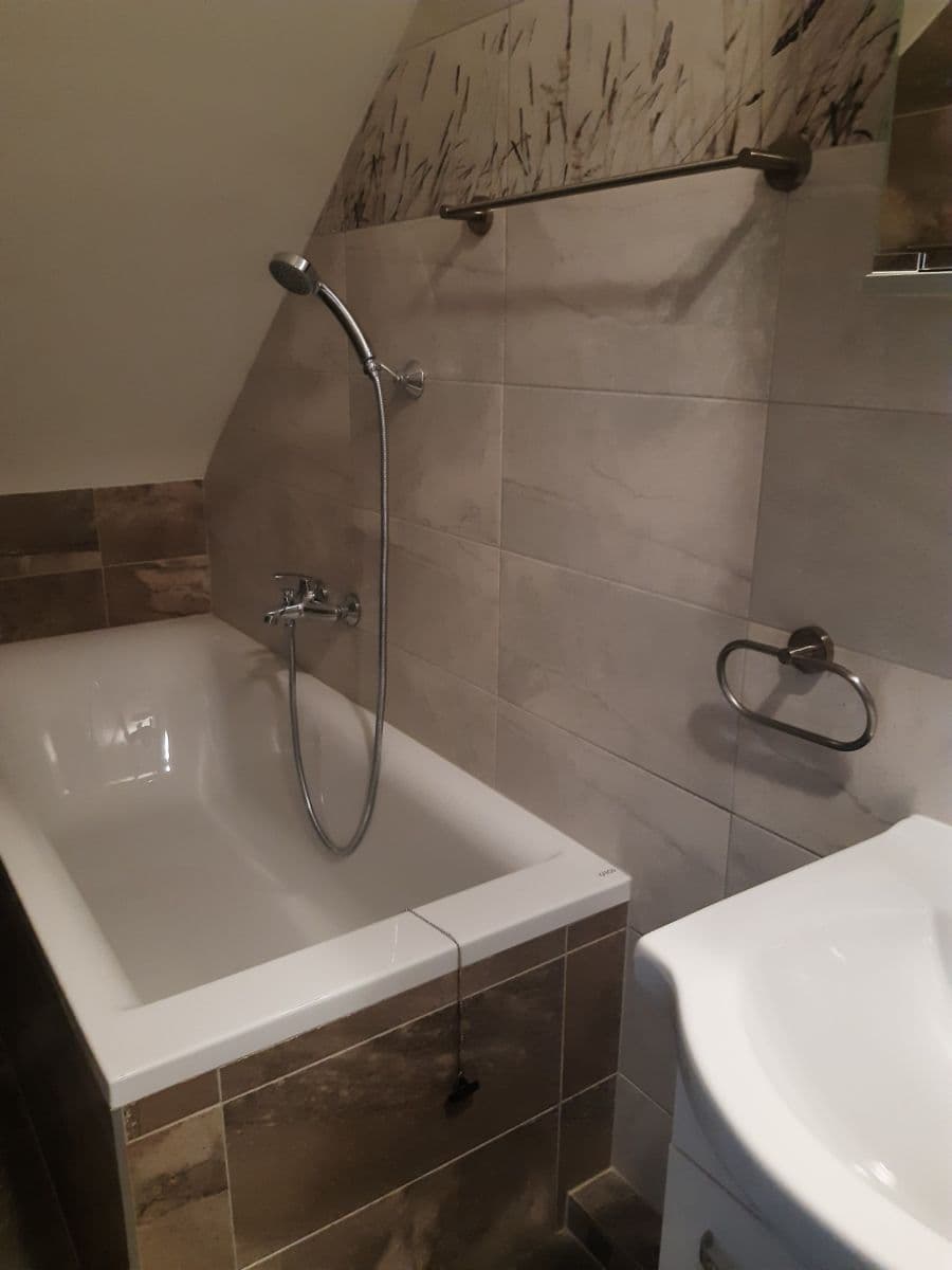 Pronájem bytu 3+kk 90 m², Hrozňatova, Brno, Jihomoravský kraj Pronájem bytu 3+kk 90 m², Hrozňatova, Brno, Jihomoravský kraj