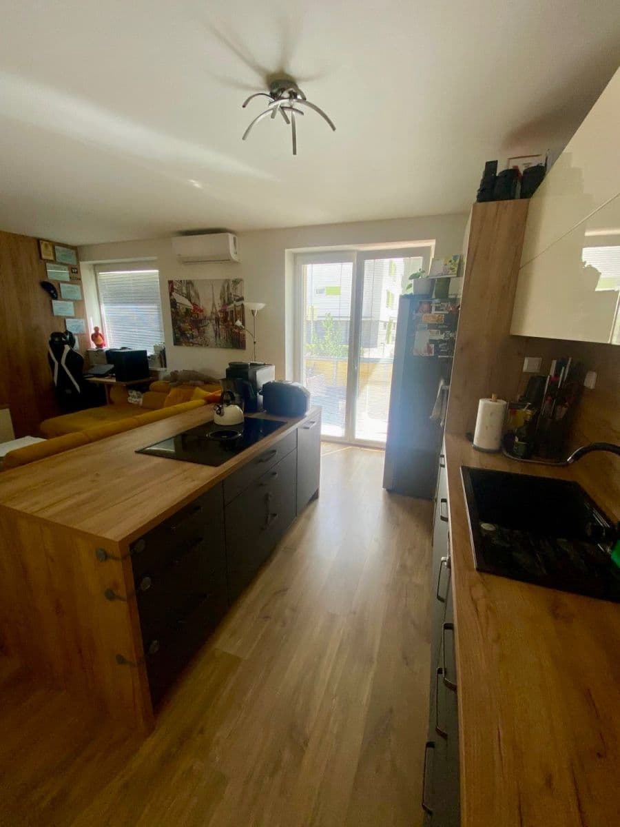 Prodej bytu 2+1 68 m², Pod Dráhami, Zvolen, Banskobystrický kraj Prodej bytu 2+1 68 m², Pod Dráhami, Zvolen, Banskobystrický kraj