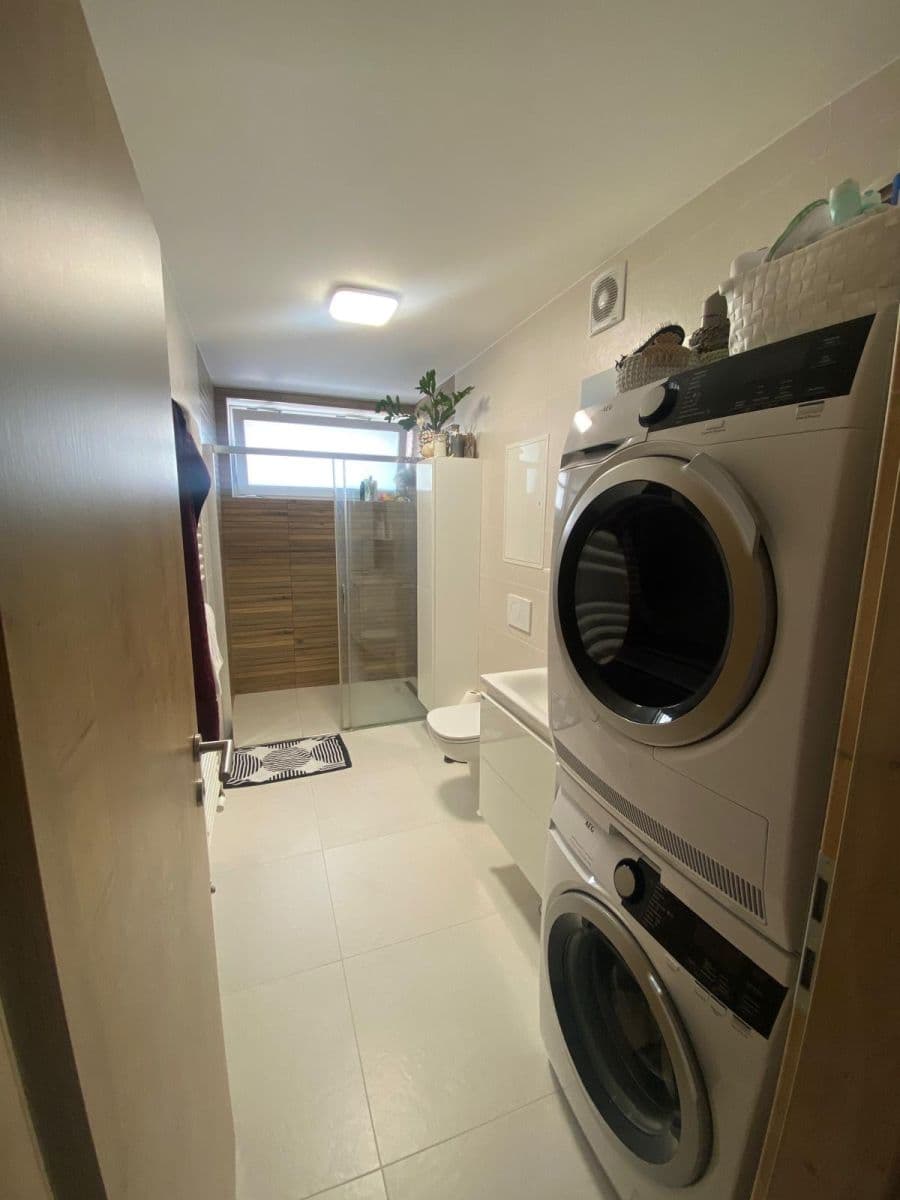 Prodej bytu 2+1 68 m², Pod Dráhami, Zvolen, Banskobystrický kraj Prodej bytu 2+1 68 m², Pod Dráhami, Zvolen, Banskobystrický kraj