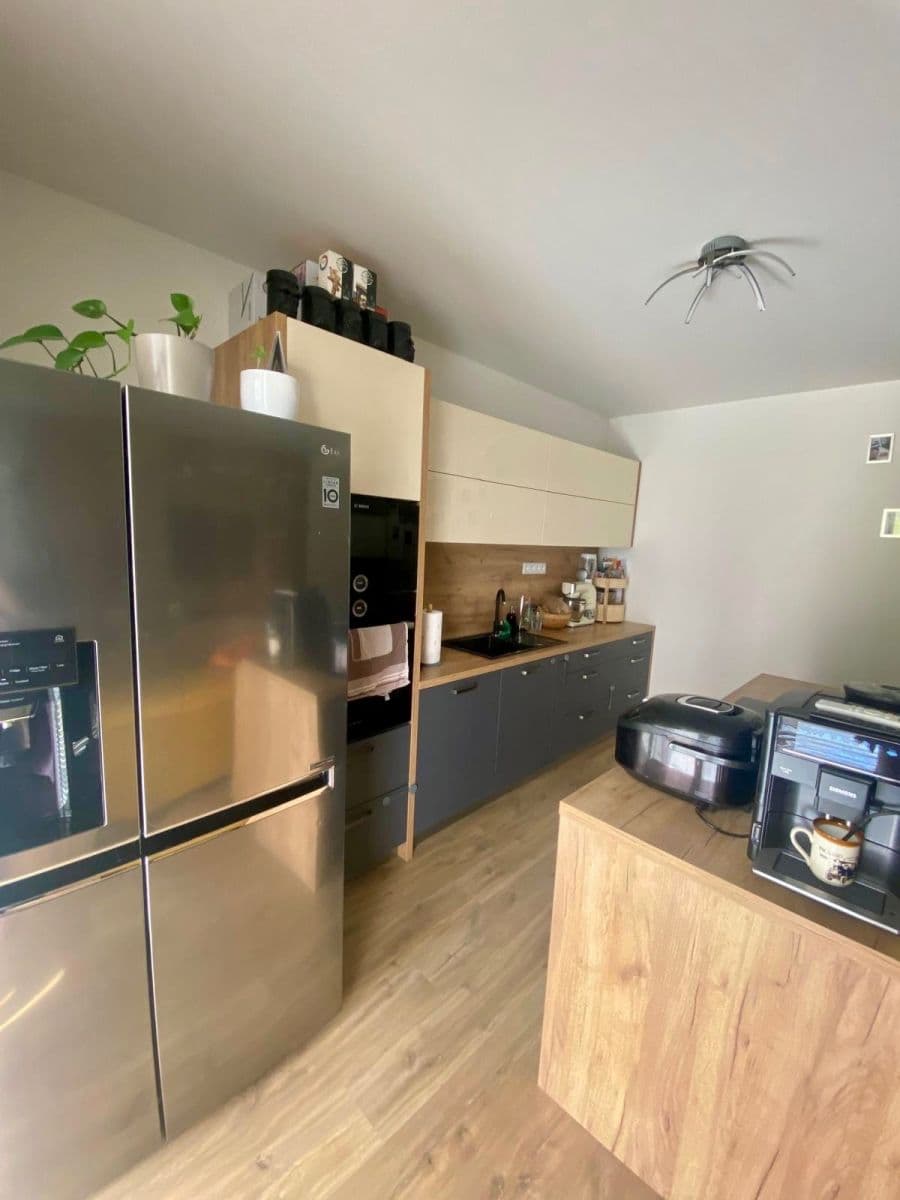 Prodej bytu 2+1 68 m², Pod Dráhami, Zvolen, Banskobystrický kraj Prodej bytu 2+1 68 m², Pod Dráhami, Zvolen, Banskobystrický kraj