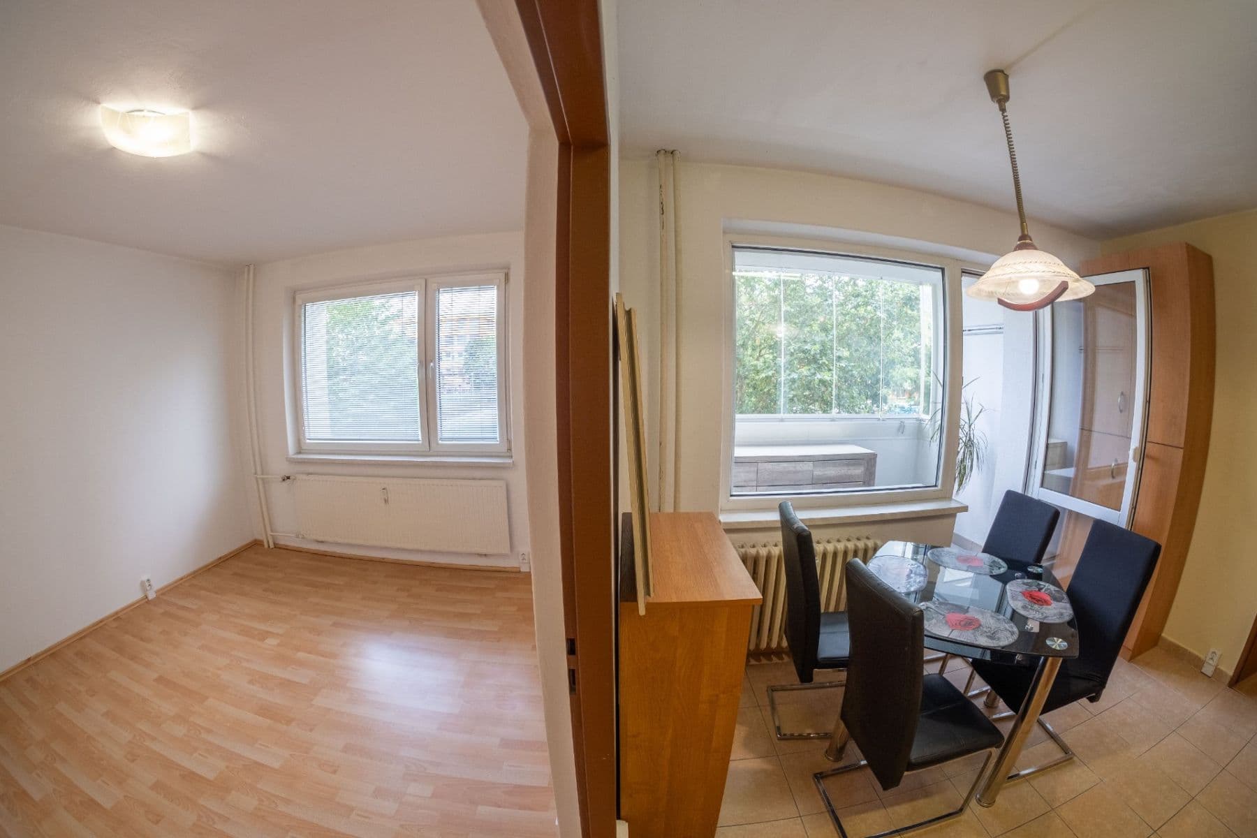 Prodej bytu 3+1 71 m², U Koupaliště, Karlovy Vary, Karlovarský kraj Prodej bytu 3+1 71 m², U Koupaliště, Karlovy Vary, Karlovarský kraj