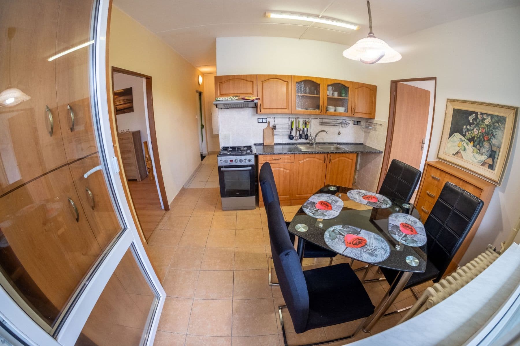 Prodej bytu 3+1 71 m², U Koupaliště, Karlovy Vary, Karlovarský kraj Prodej bytu 3+1 71 m², U Koupaliště, Karlovy Vary, Karlovarský kraj