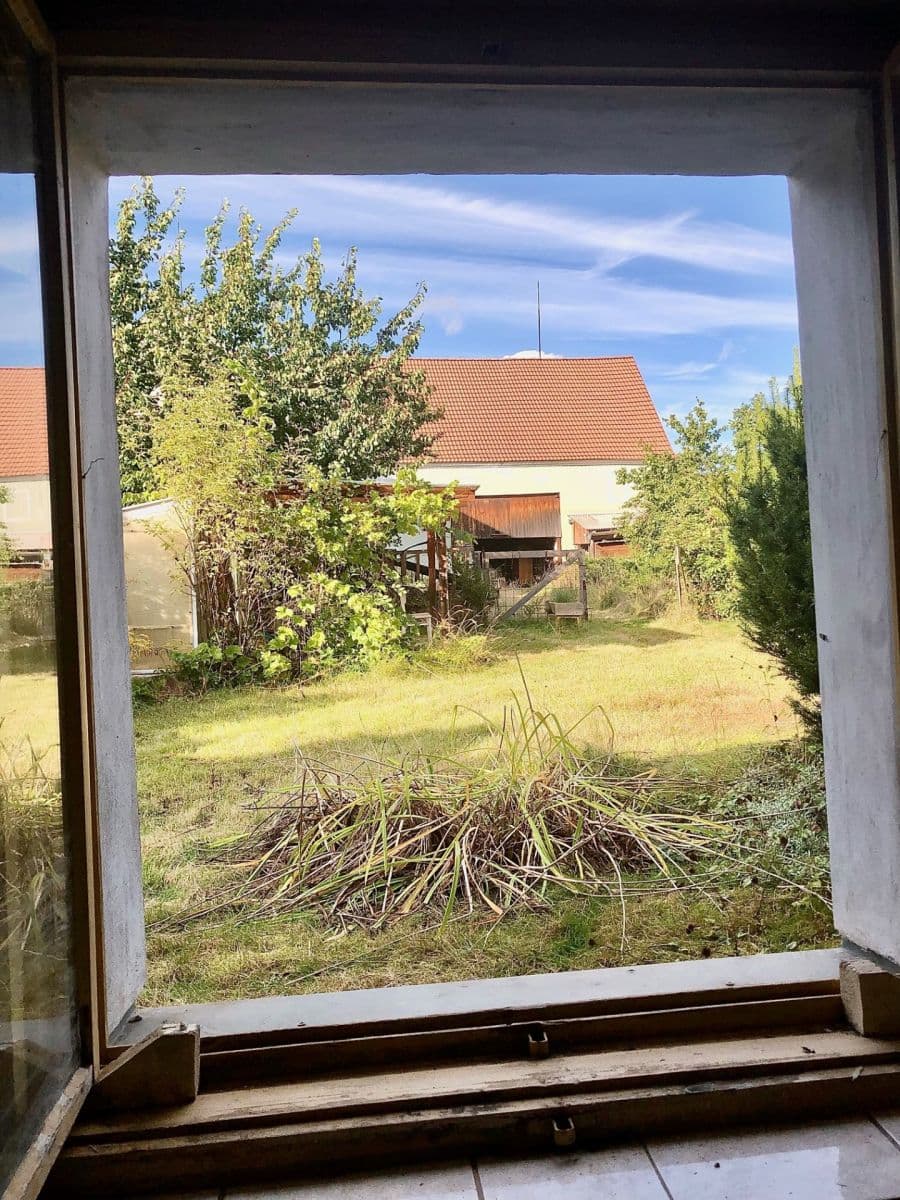Prodej domu 74 m², pozemek 2.329 m², Hořesedly, Středočeský kraj Prodej domu 74 m², pozemek 2.329 m², Hořesedly, Středočeský kraj