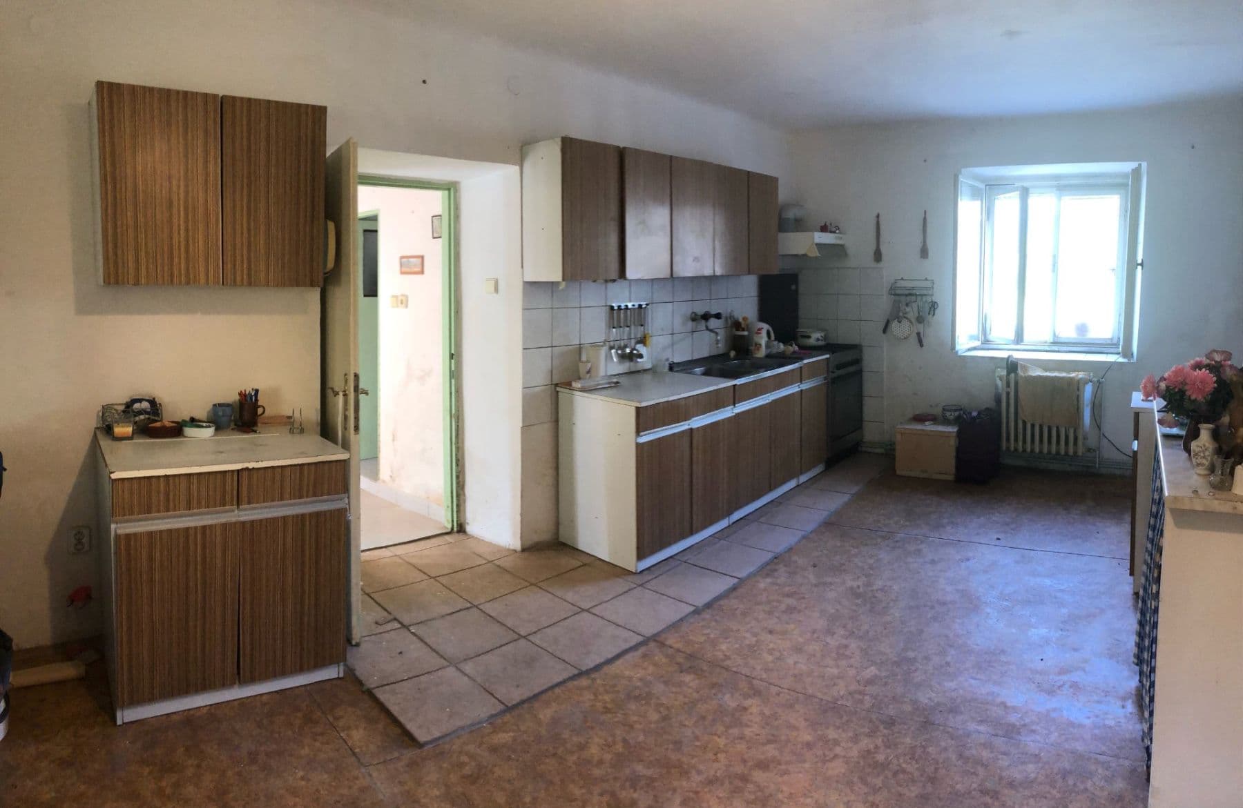 Prodej domu 74 m², pozemek 2.329 m², Hořesedly, Středočeský kraj Prodej domu 74 m², pozemek 2.329 m², Hořesedly, Středočeský kraj