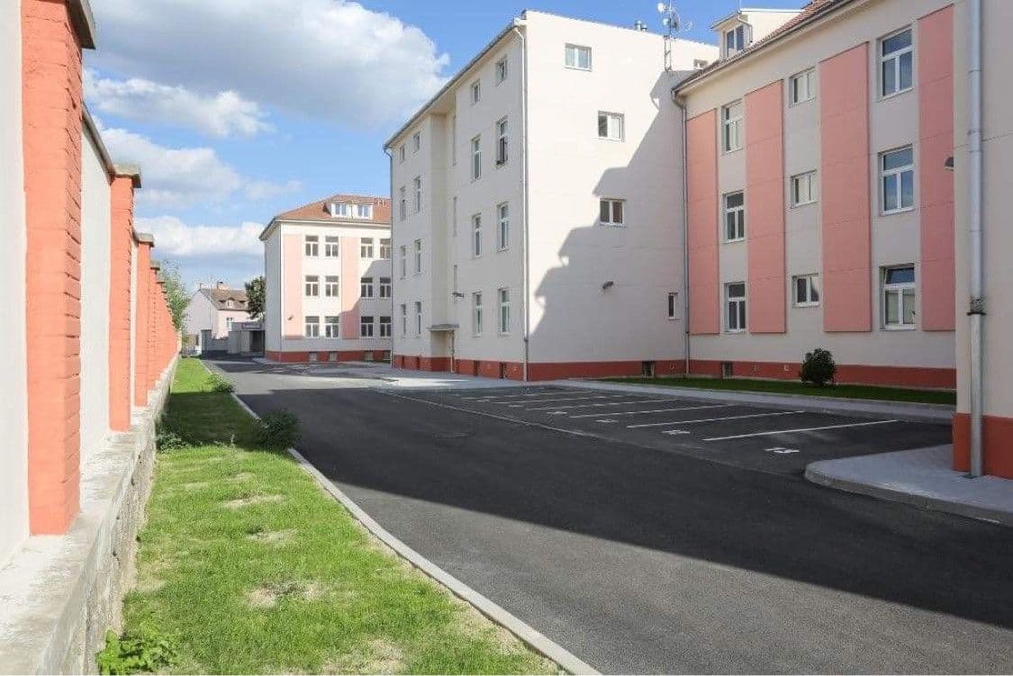 Prodej bytu 4+kk 86 m², Pražská, Písek, Jihočeský kraj Prodej bytu 4+kk 86 m², Pražská, Písek, Jihočeský kraj