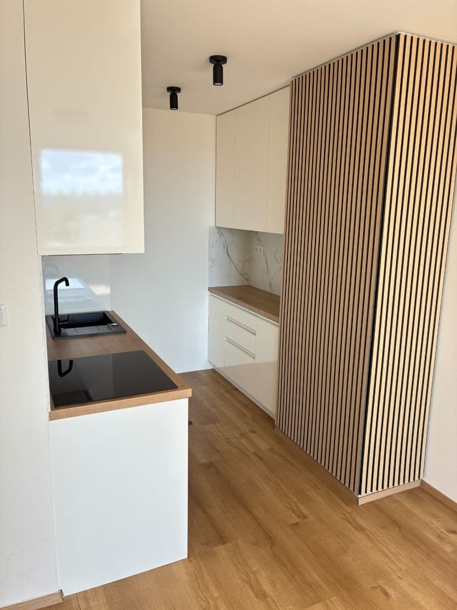 Pronájem bytu 2+kk 42 m², Brandlova, Praha, Praha Pronájem bytu 2+kk 42 m², Brandlova, Praha, Praha