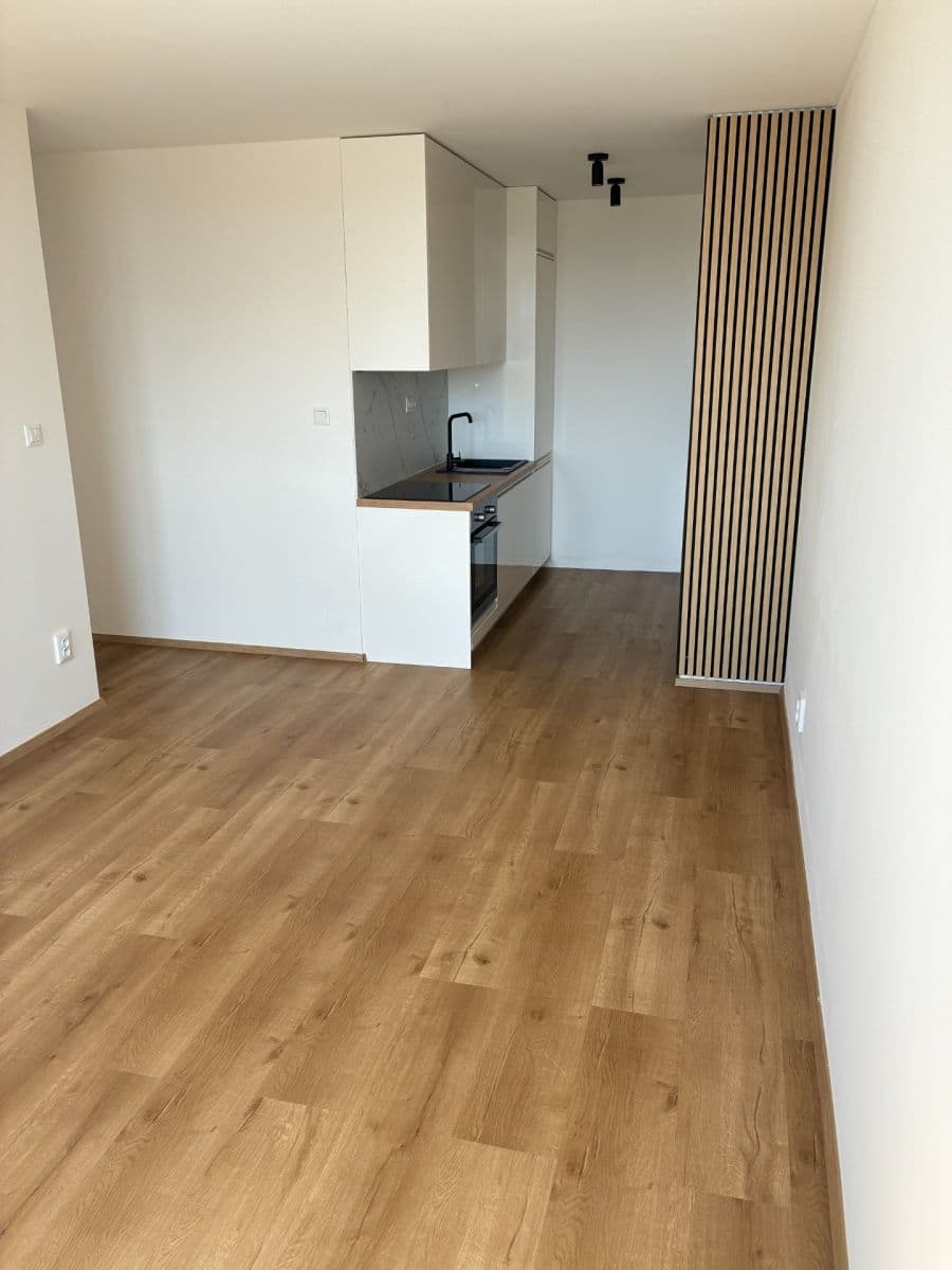 Pronájem bytu 2+kk 42 m², Brandlova, Praha, Praha Pronájem bytu 2+kk 42 m², Brandlova, Praha, Praha
