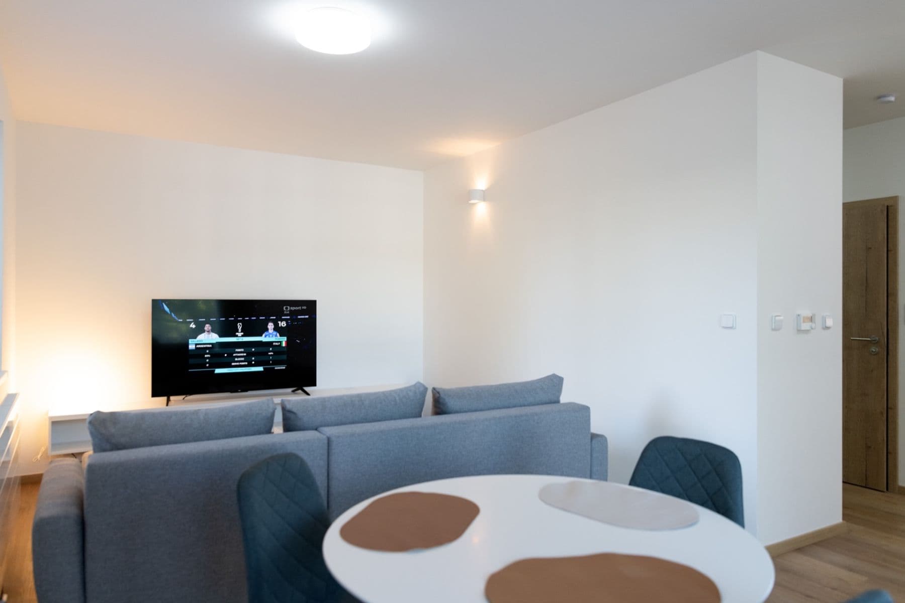 Pronájem bytu 2+kk 65 m², Nad Stráněmi, Zlín, Zlínský kraj Pronájem bytu 2+kk 65 m², Nad Stráněmi, Zlín, Zlínský kraj