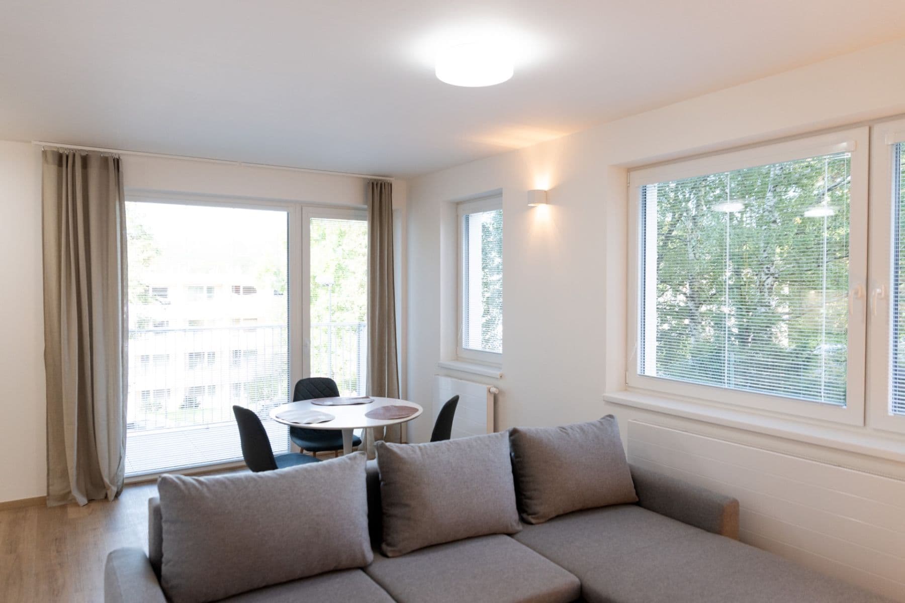 Pronájem bytu 2+kk 65 m², Nad Stráněmi, Zlín, Zlínský kraj Pronájem bytu 2+kk 65 m², Nad Stráněmi, Zlín, Zlínský kraj