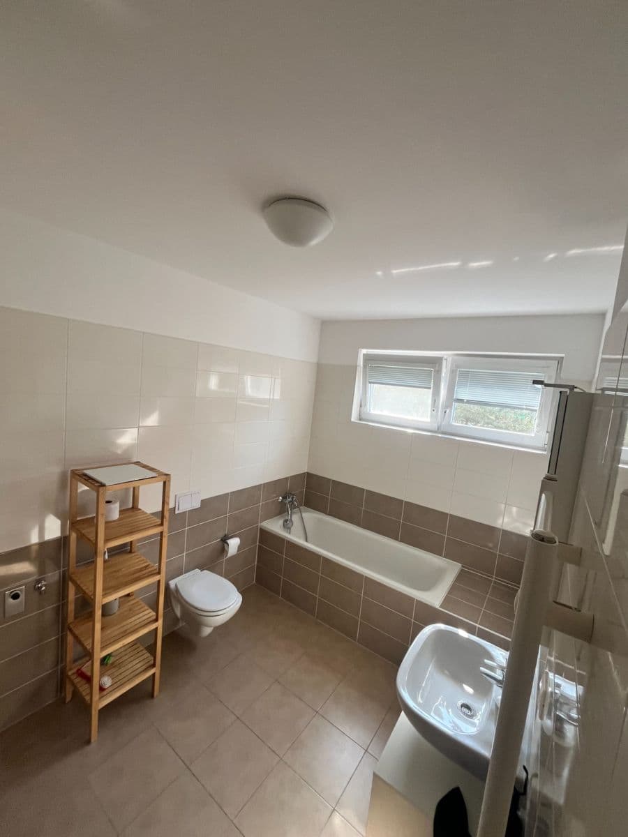 Prodej bytu 2+kk 60 m², Václava Trojana, Praha, Praha Prodej bytu 2+kk 60 m², Václava Trojana, Praha, Praha