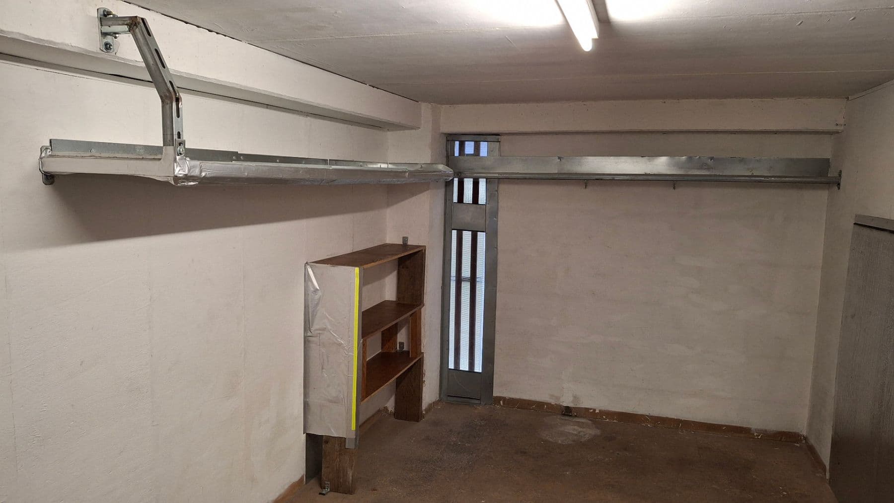 Prodej garáže 18 m², Pavrovského, Praha, Praha Prodej garáže 18 m², Pavrovského, Praha, Praha