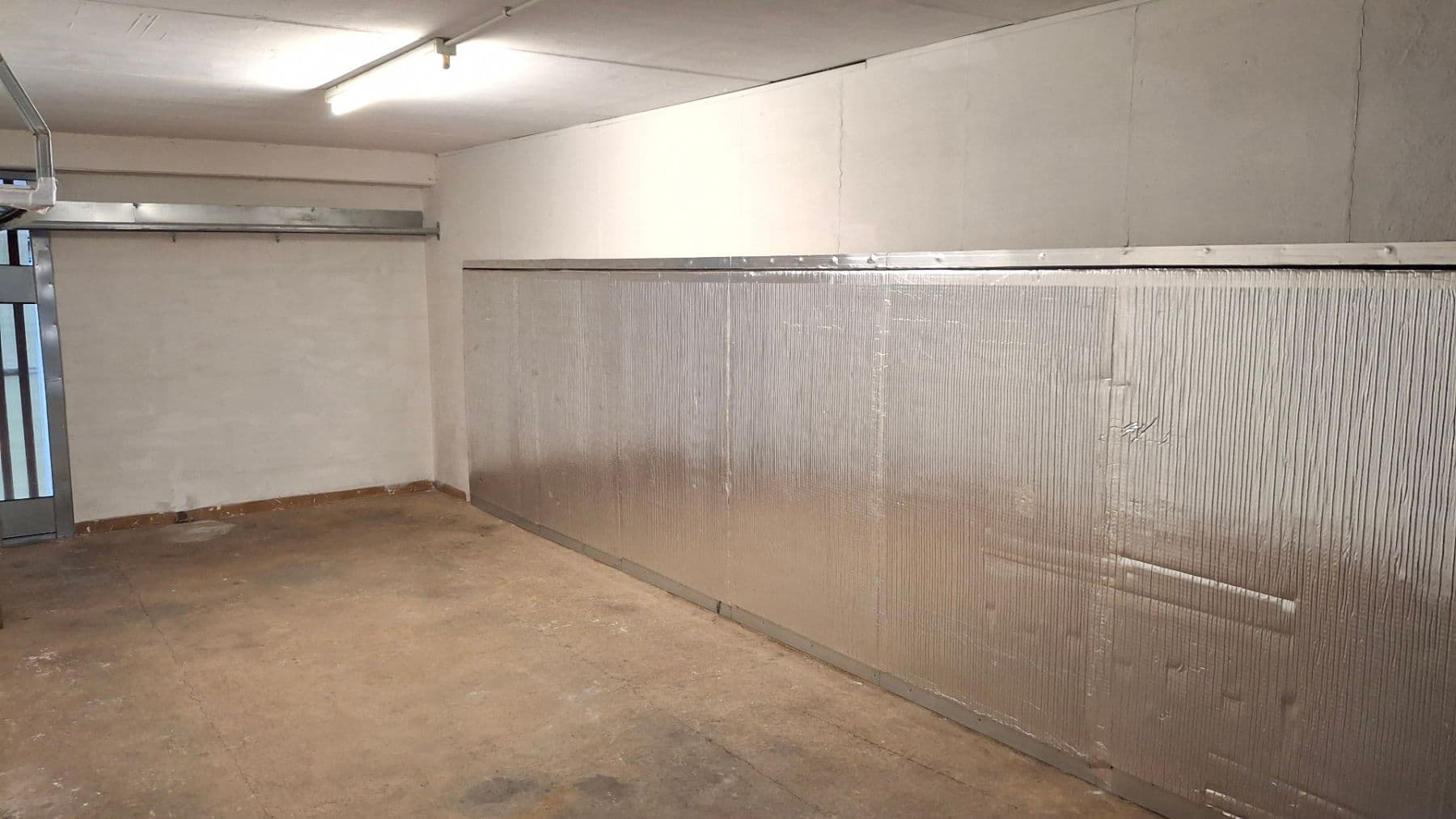 Prodej garáže 18 m², Pavrovského, Praha, Praha Prodej garáže 18 m², Pavrovského, Praha, Praha