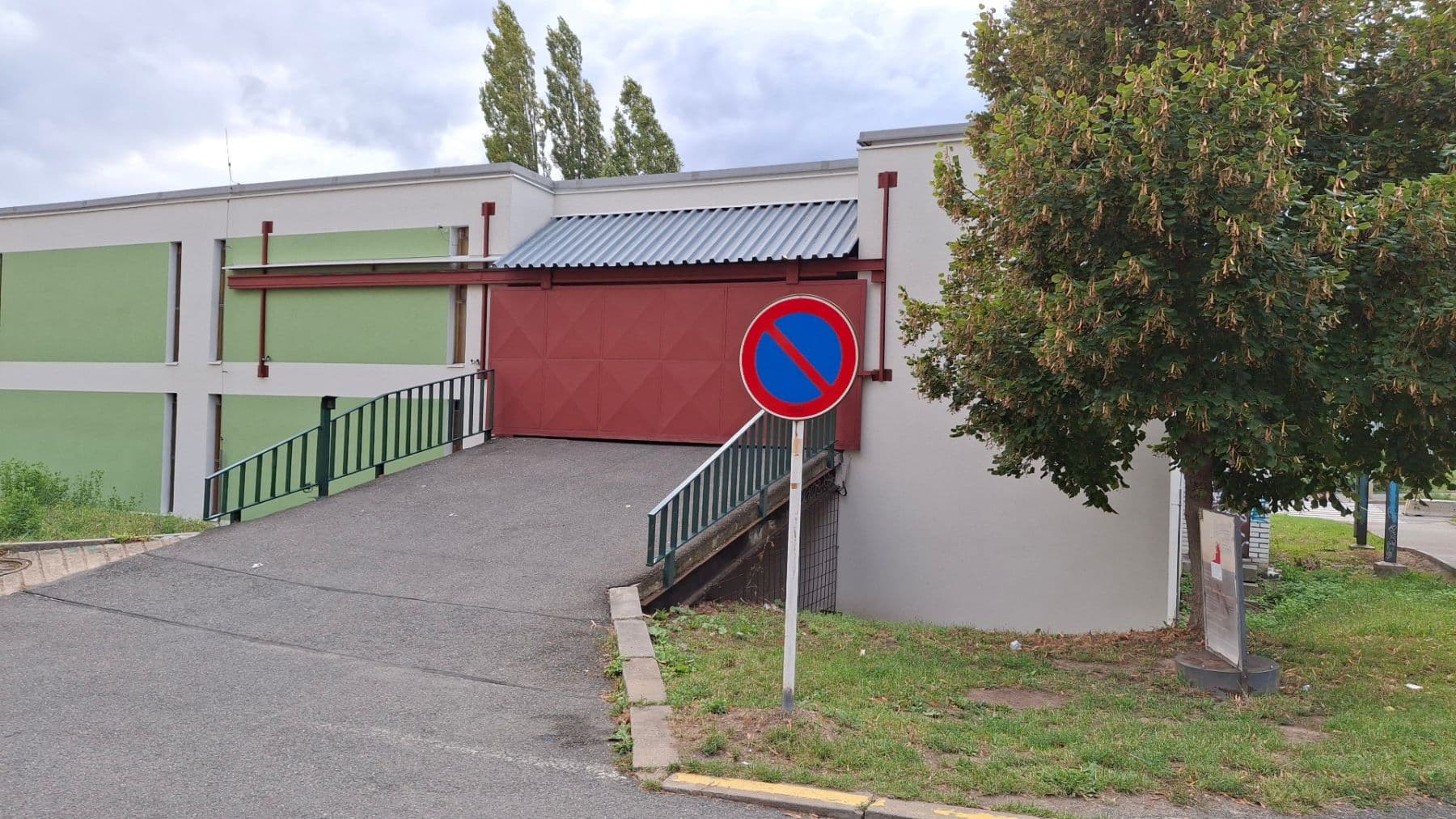 Prodej garáže 18 m², Pavrovského, Praha, Praha Prodej garáže 18 m², Pavrovského, Praha, Praha