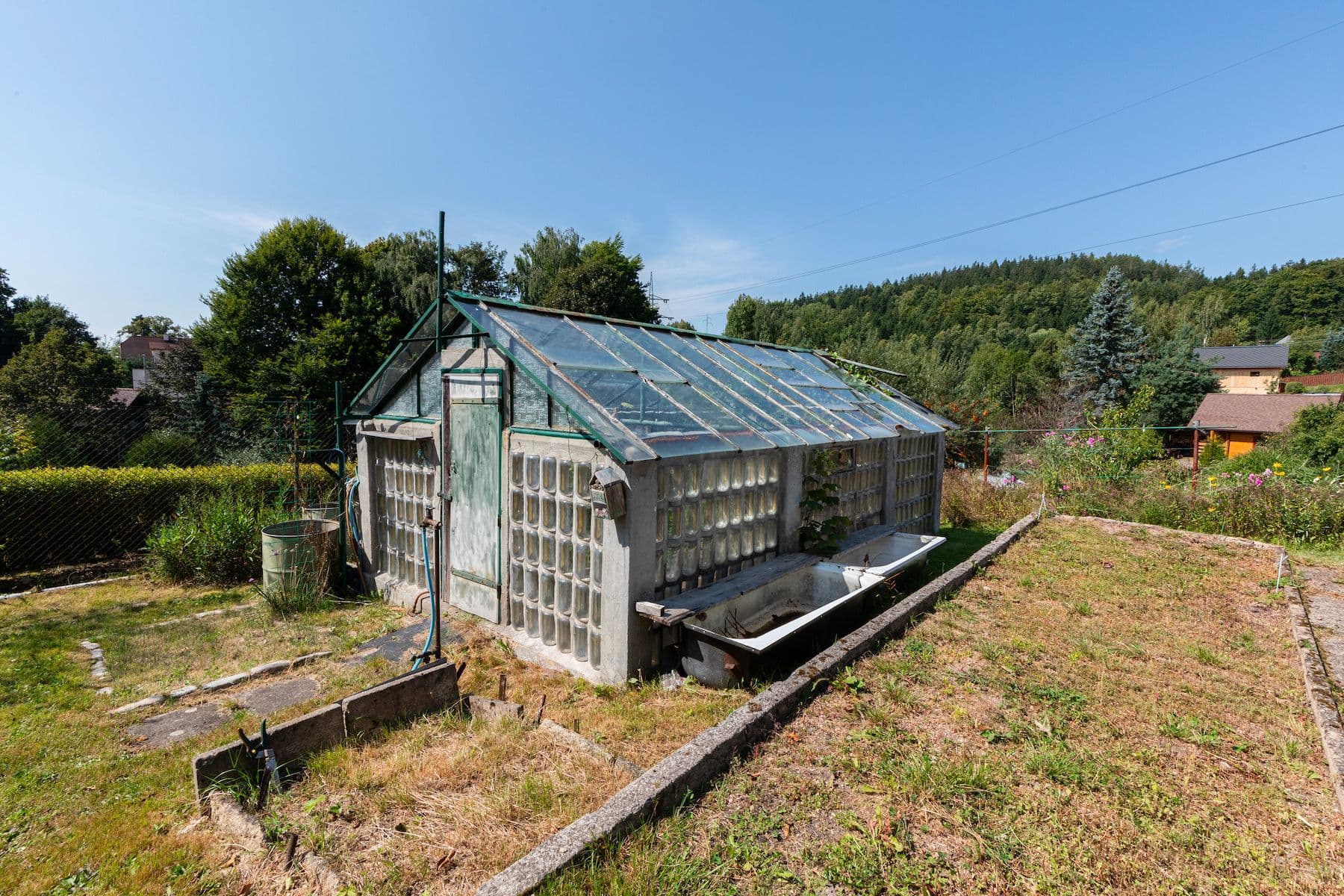 Prodej chaty, chalupy 25 m², pozemek 422 m², Pod Lesem, Jablonec nad Nisou, Liberecký kraj Prodej chaty, chalupy 25 m², pozemek 422 m², Pod Lesem, Jablonec nad Nisou, Liberecký kraj