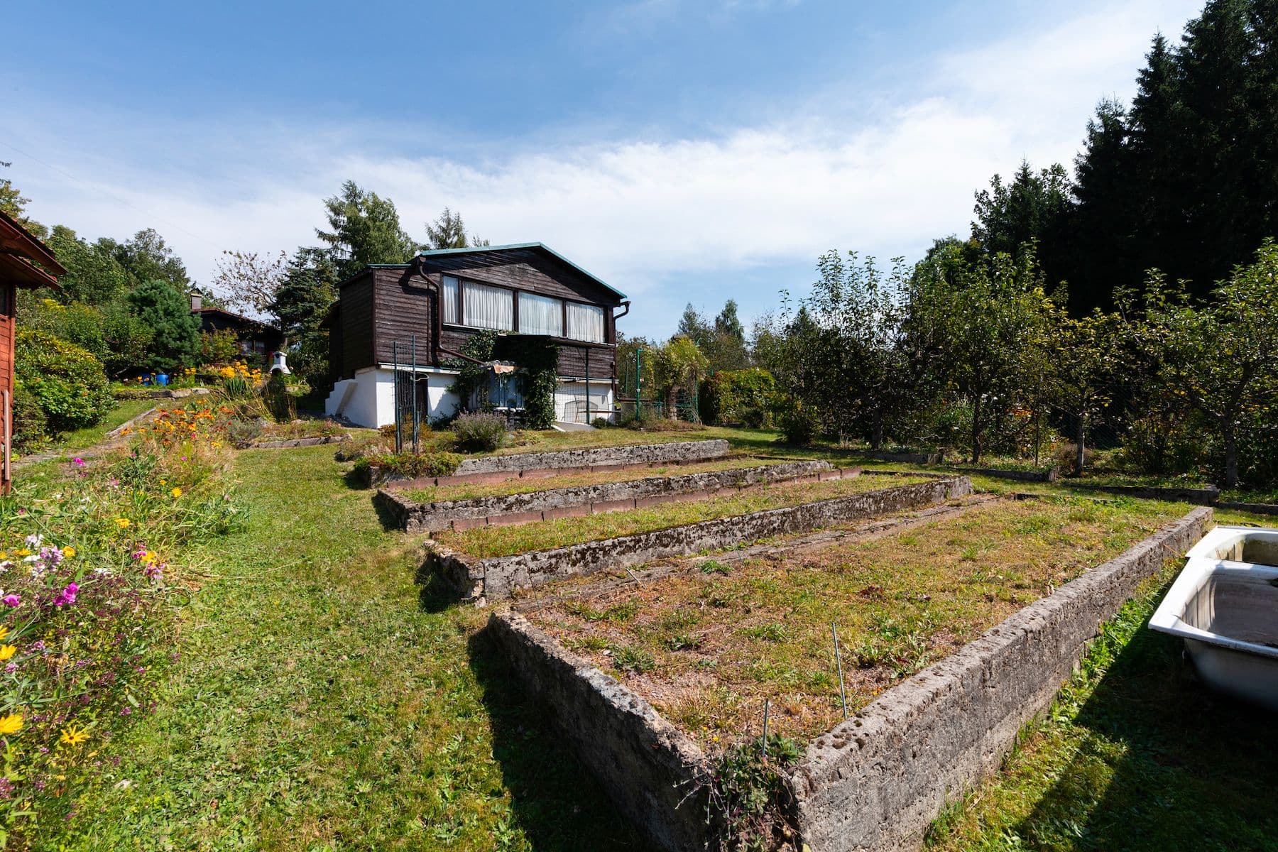 Prodej chaty, chalupy 25 m², pozemek 422 m², Pod Lesem, Jablonec nad Nisou, Liberecký kraj Prodej chaty, chalupy 25 m², pozemek 422 m², Pod Lesem, Jablonec nad Nisou, Liberecký kraj