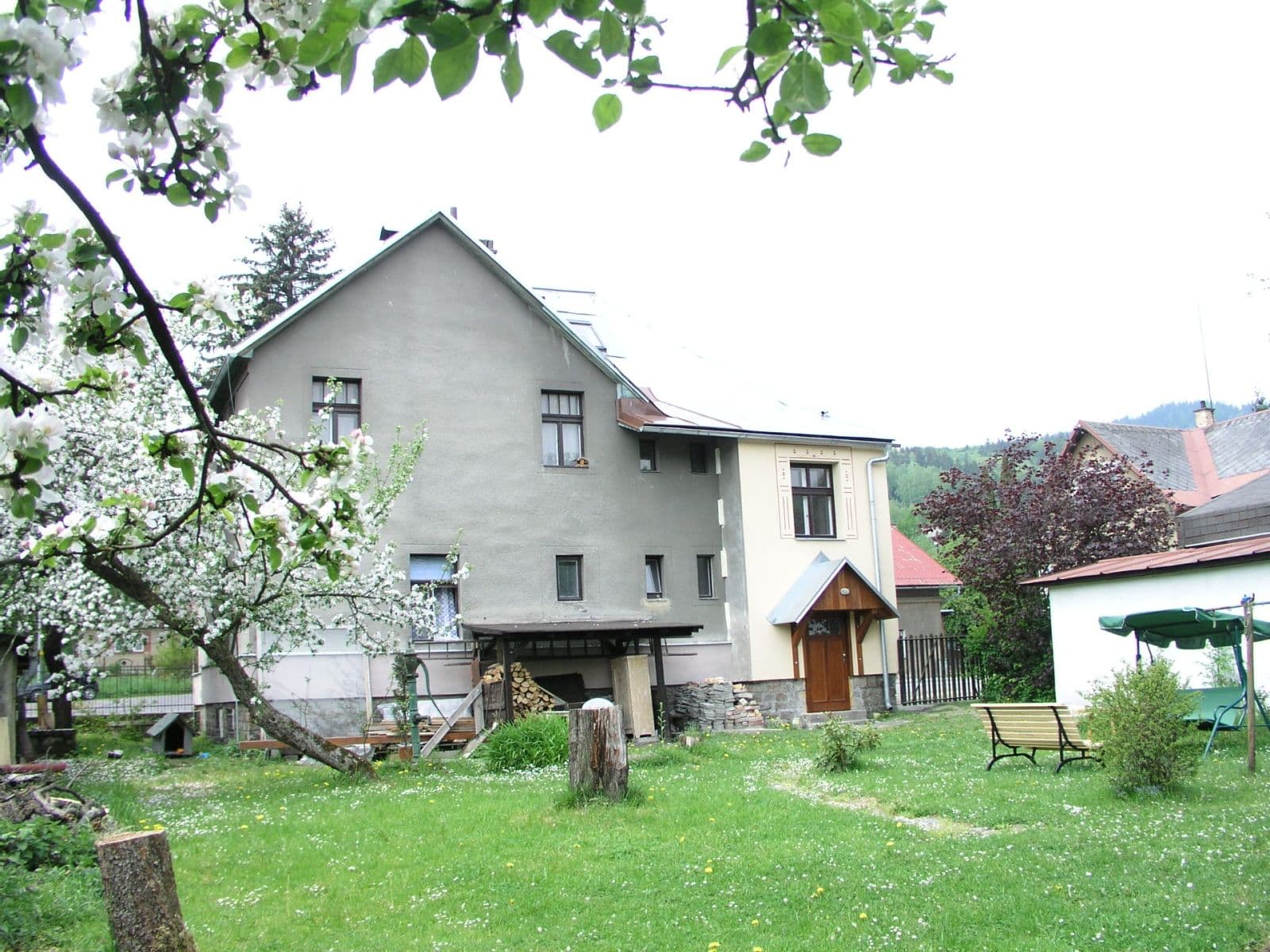 Pronájem bytu 2+1 68 m², Velké Hamry, Liberecký kraj Pronájem bytu 2+1 68 m², Velké Hamry, Liberecký kraj