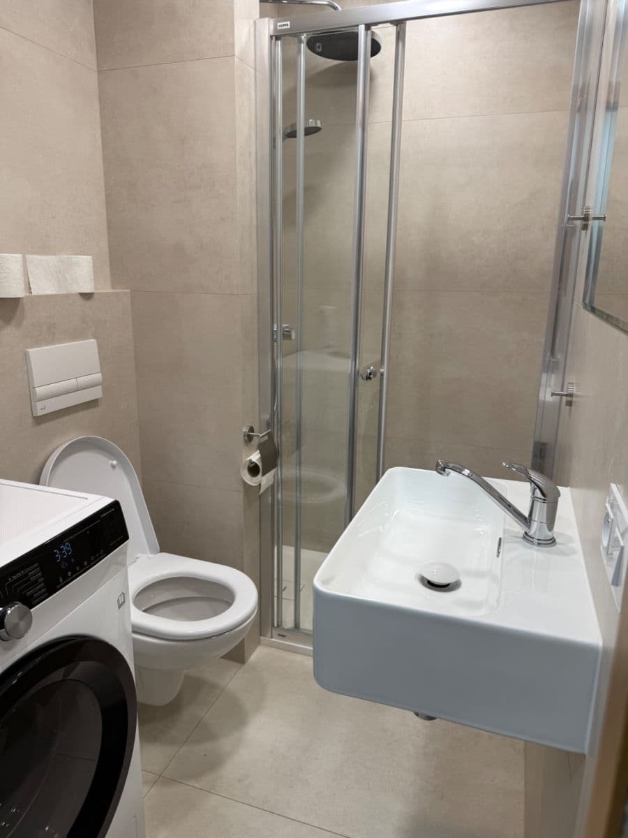 Pronájem bytu 1+kk 24 m², Josefa Houdka, Praha, Praha Pronájem bytu 1+kk 24 m², Josefa Houdka, Praha, Praha