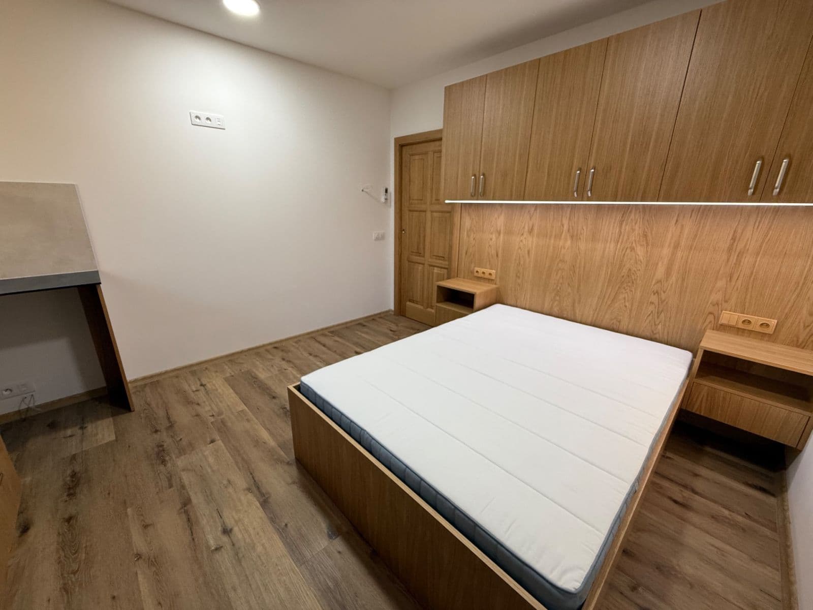 Pronájem bytu 1+kk 24 m², Josefa Houdka, Praha, Praha Pronájem bytu 1+kk 24 m², Josefa Houdka, Praha, Praha