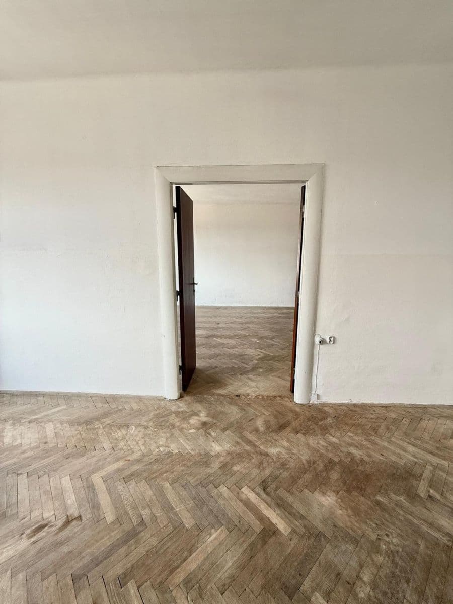 Pronájem bytu 4+1 138 m², Skořepka, Brno, Jihomoravský kraj Pronájem bytu 4+1 138 m², Skořepka, Brno, Jihomoravský kraj