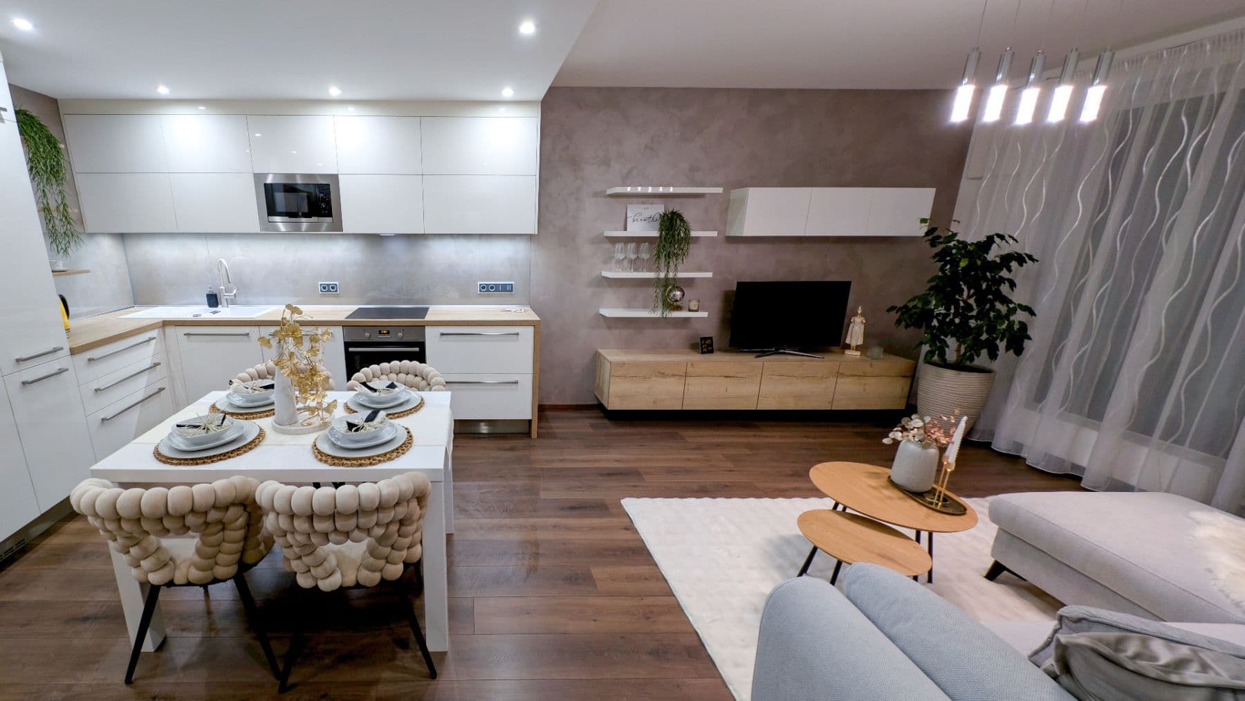 Pronájem bytu 2+kk 82 m², Rokycanova, Olomouc, Olomoucký kraj Pronájem bytu 2+kk 82 m², Rokycanova, Olomouc, Olomoucký kraj