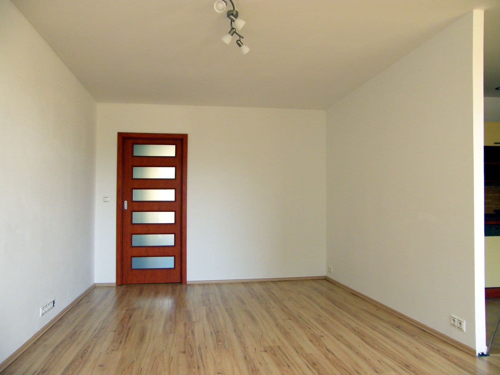 Pronájem bytu 3+kk 67 m², Rimavské Soboty, Kolín, Středočeský kraj Pronájem bytu 3+kk 67 m², Rimavské Soboty, Kolín, Středočeský kraj