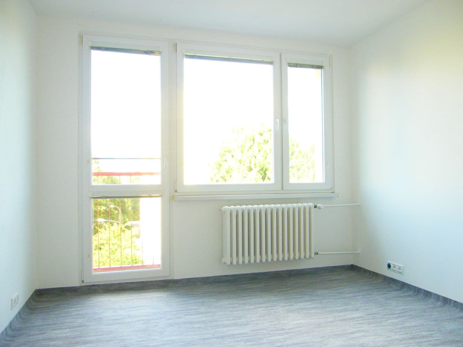 Pronájem bytu 3+kk 67 m², Rimavské Soboty, Kolín, Středočeský kraj Pronájem bytu 3+kk 67 m², Rimavské Soboty, Kolín, Středočeský kraj