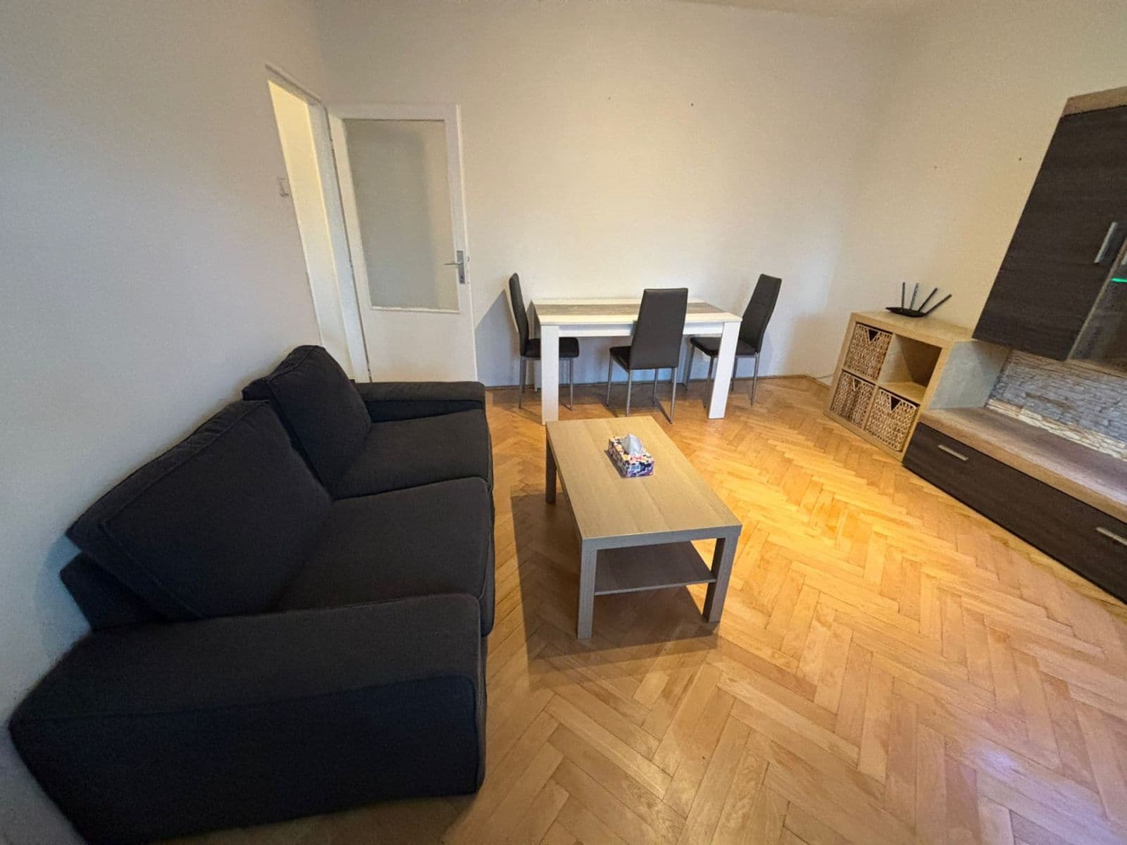 Pronájem bytu 2+1 56 m², Pospíšilova, Hradec Králové, Královéhradecký kraj Pronájem bytu 2+1 56 m², Pospíšilova, Hradec Králové, Královéhradecký kraj