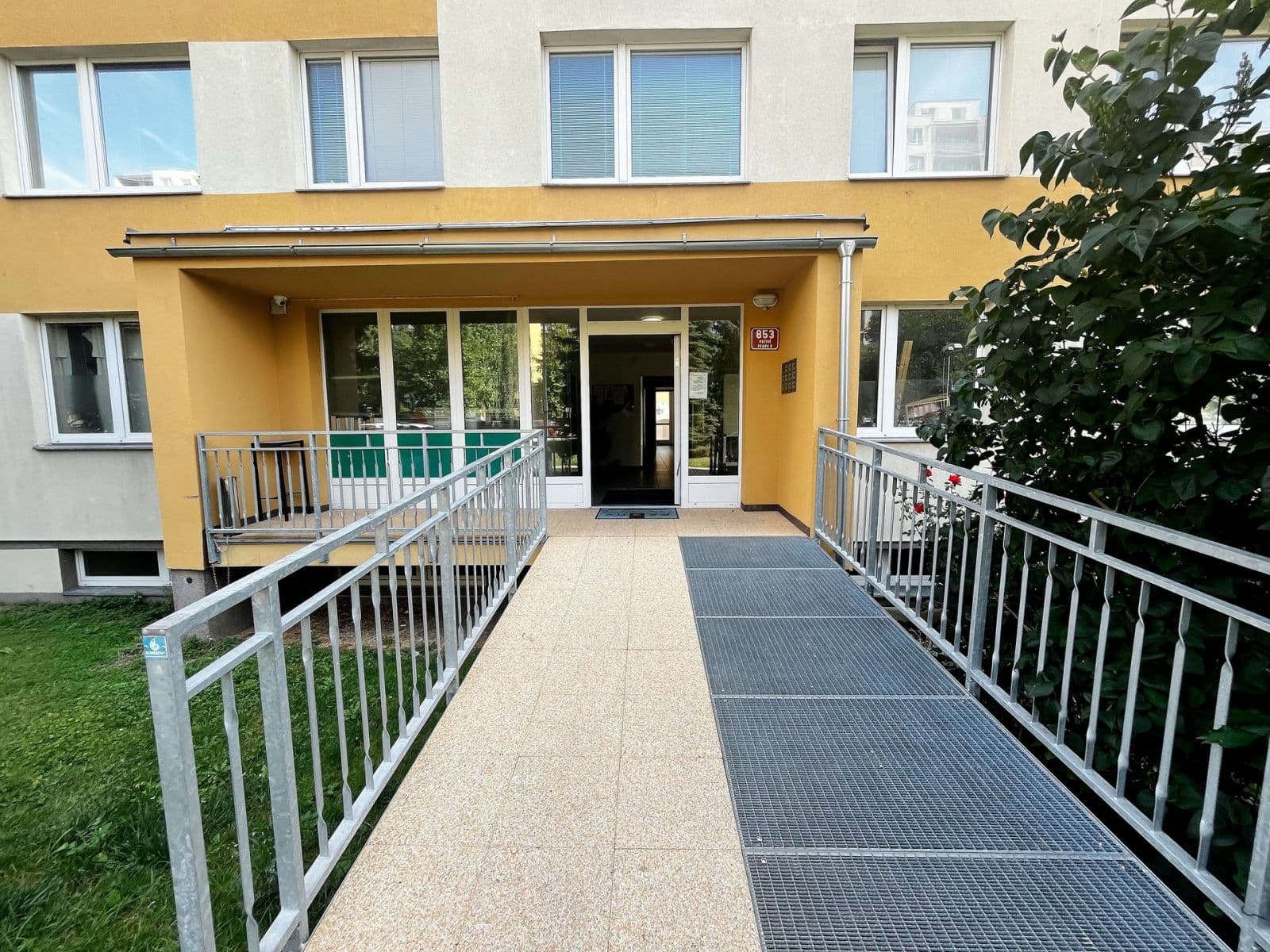 Pronájem bytu 2+kk 41 m², Ciolkovského, Praha, Praha Pronájem bytu 2+kk 41 m², Ciolkovského, Praha, Praha