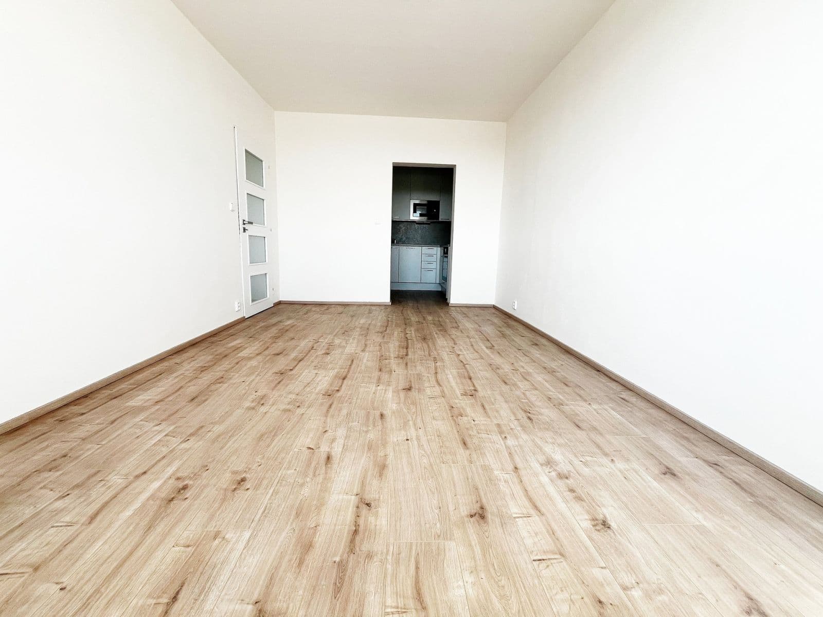 Pronájem bytu 2+kk 41 m², Ciolkovského, Praha, Praha Pronájem bytu 2+kk 41 m², Ciolkovského, Praha, Praha