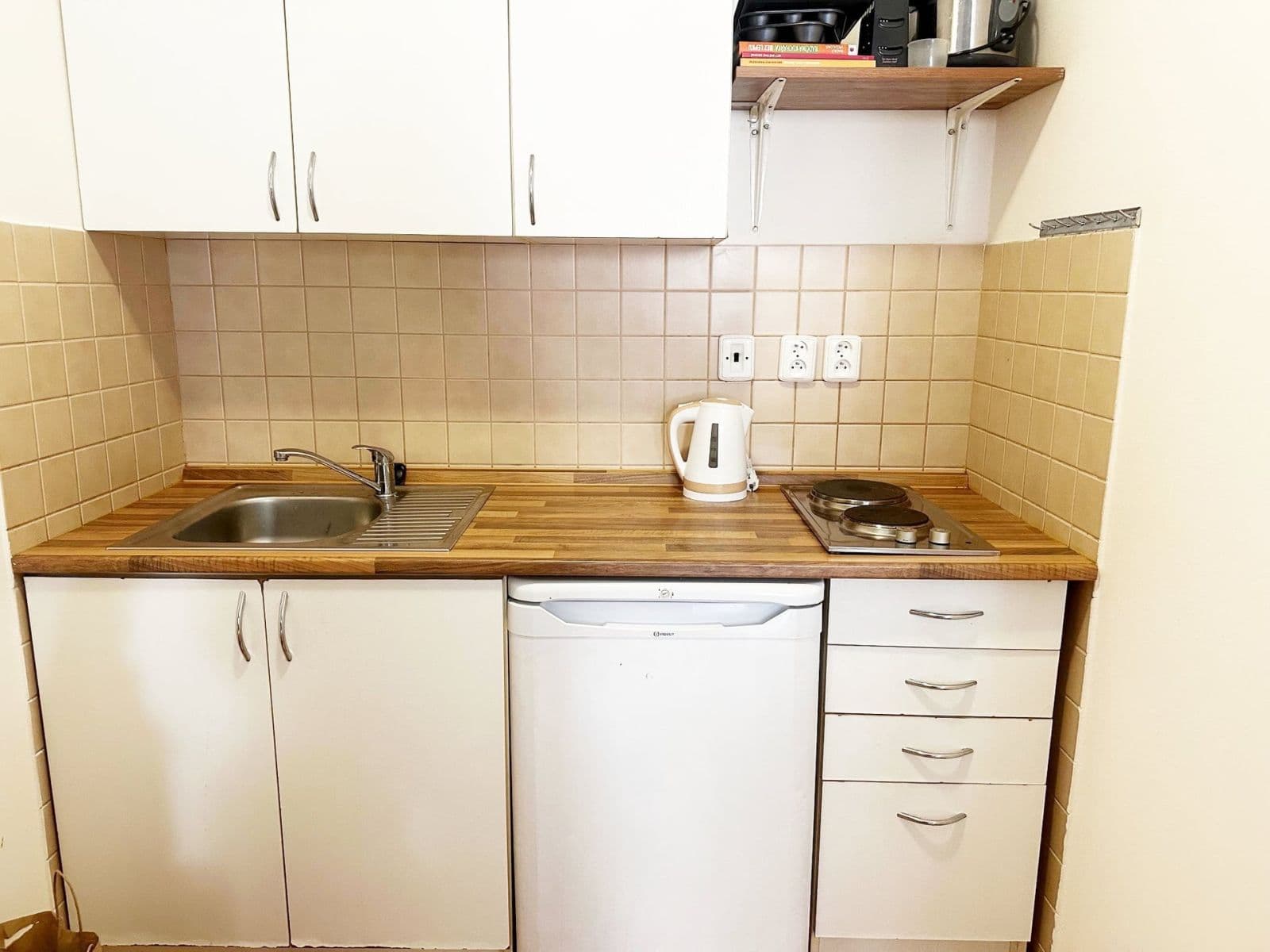 Pronájem bytu 1+kk 31 m², Novovysočanská, Praha, Praha Pronájem bytu 1+kk 31 m², Novovysočanská, Praha, Praha
