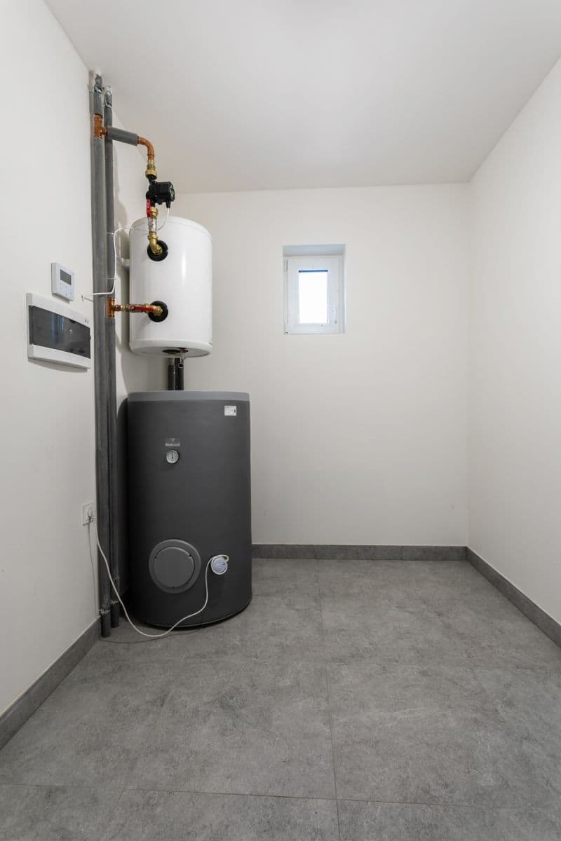 Prodej domu 159 m², pozemek 879 m², U Lesíka, Nová Ves, Středočeský kraj Prodej domu 159 m², pozemek 879 m², U Lesíka, Nová Ves, Středočeský kraj