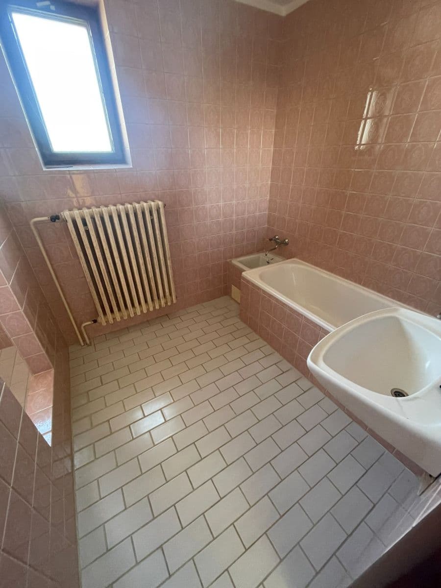 Pronájem domu 260 m², pozemek 132 m², Jabloňová, Rudolfov, Jihočeský kraj Pronájem domu 260 m², pozemek 132 m², Jabloňová, Rudolfov, Jihočeský kraj