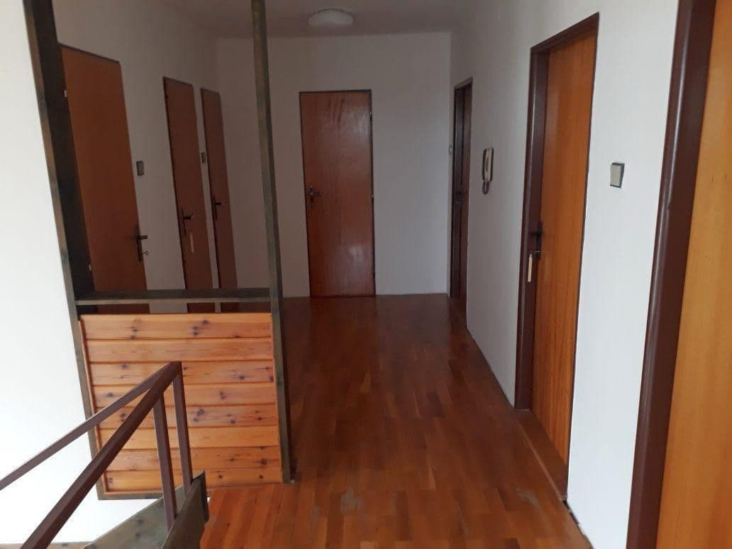 Pronájem domu 260 m², pozemek 132 m², Jabloňová, Rudolfov, Jihočeský kraj Pronájem domu 260 m², pozemek 132 m², Jabloňová, Rudolfov, Jihočeský kraj