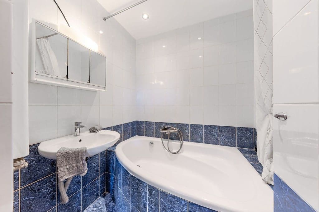 Prodej bytu 3+1 53 m², Na Malovance, Praha, Praha Prodej bytu 3+1 53 m², Na Malovance, Praha, Praha