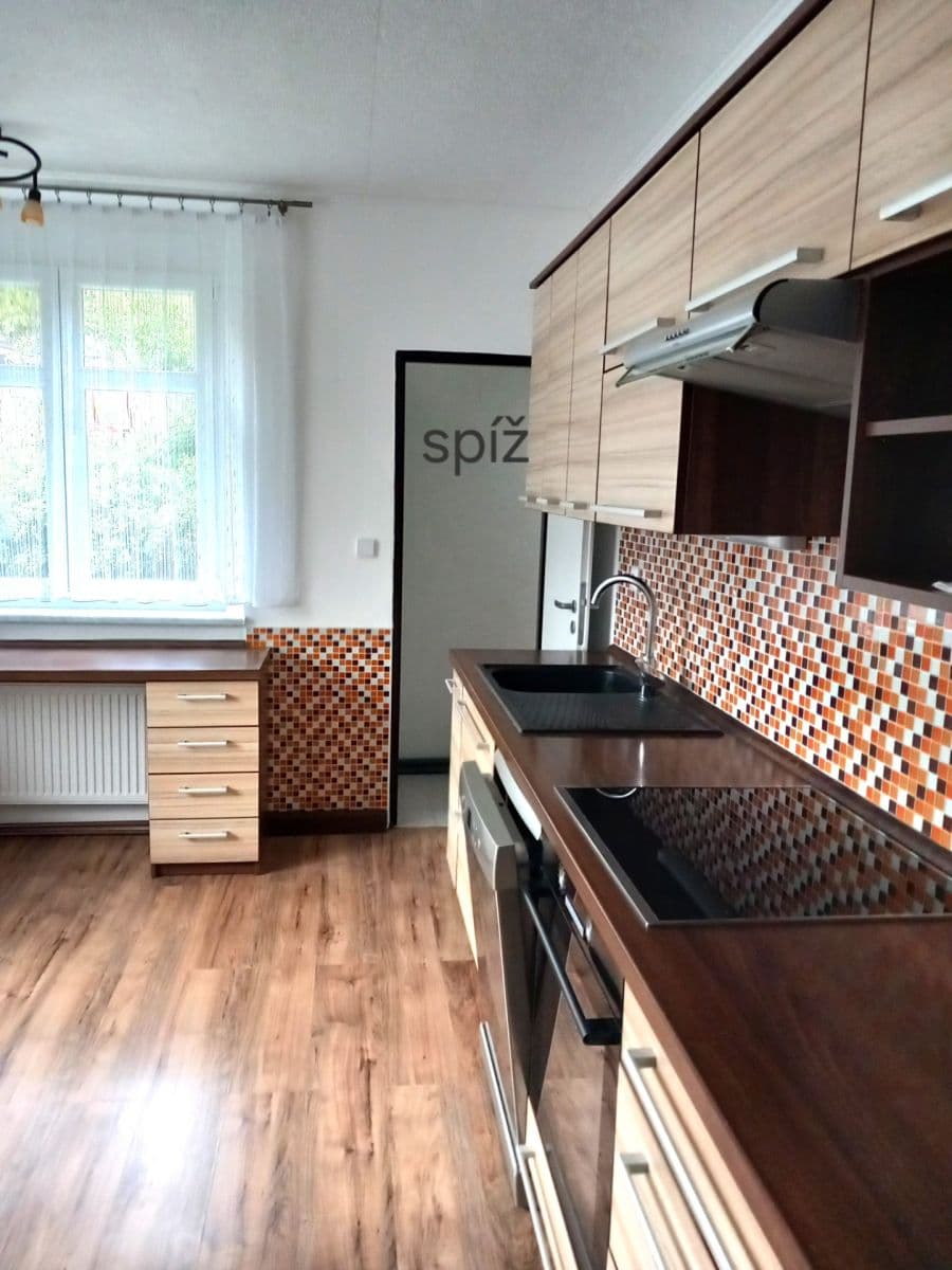 Prodej bytu 3+1 76 m², Na Háji, Aš, Karlovarský kraj Prodej bytu 3+1 76 m², Na Háji, Aš, Karlovarský kraj