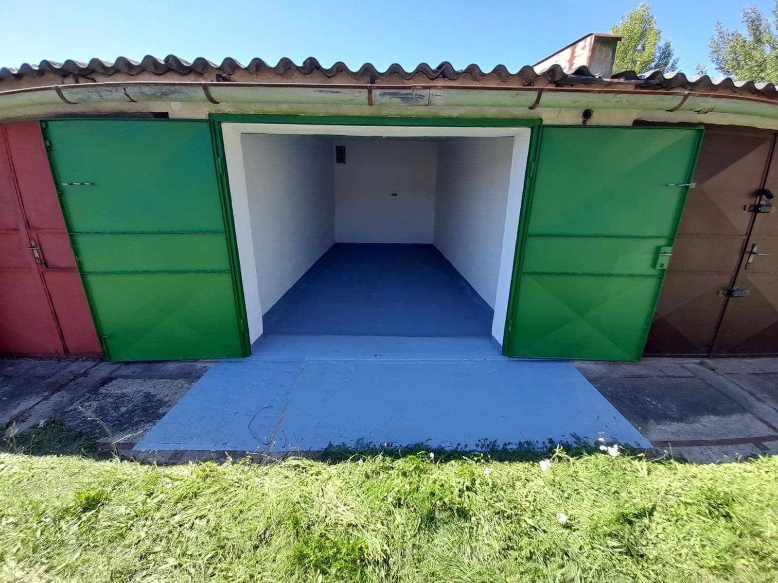 Prodej garáže 18 m², Plzeň, Plzeňský kraj Prodej garáže 18 m², Plzeň, Plzeňský kraj
