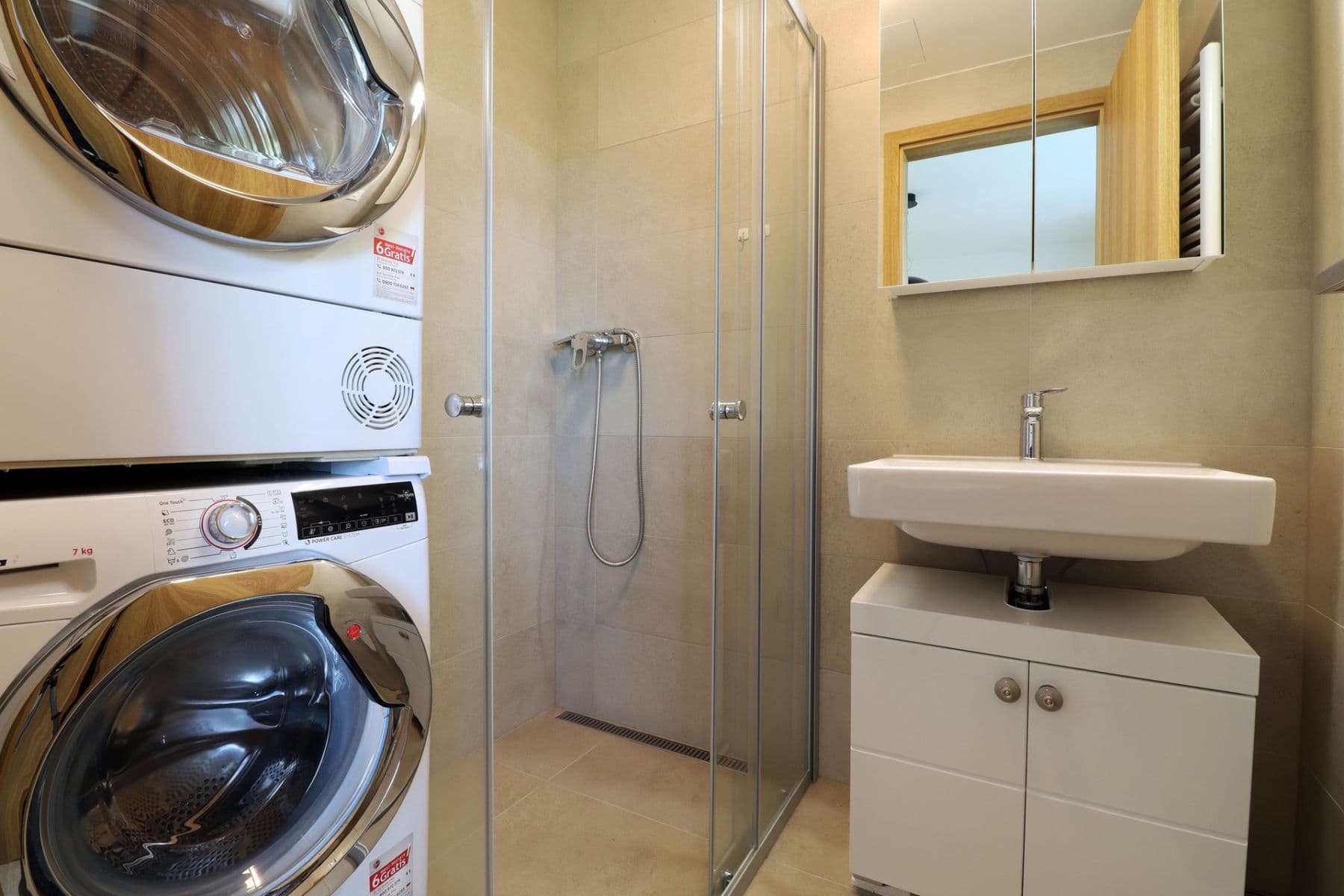 Pronájem bytu 4+kk 90 m², Pallova, Plzeň, Plzeňský kraj Pronájem bytu 4+kk 90 m², Pallova, Plzeň, Plzeňský kraj