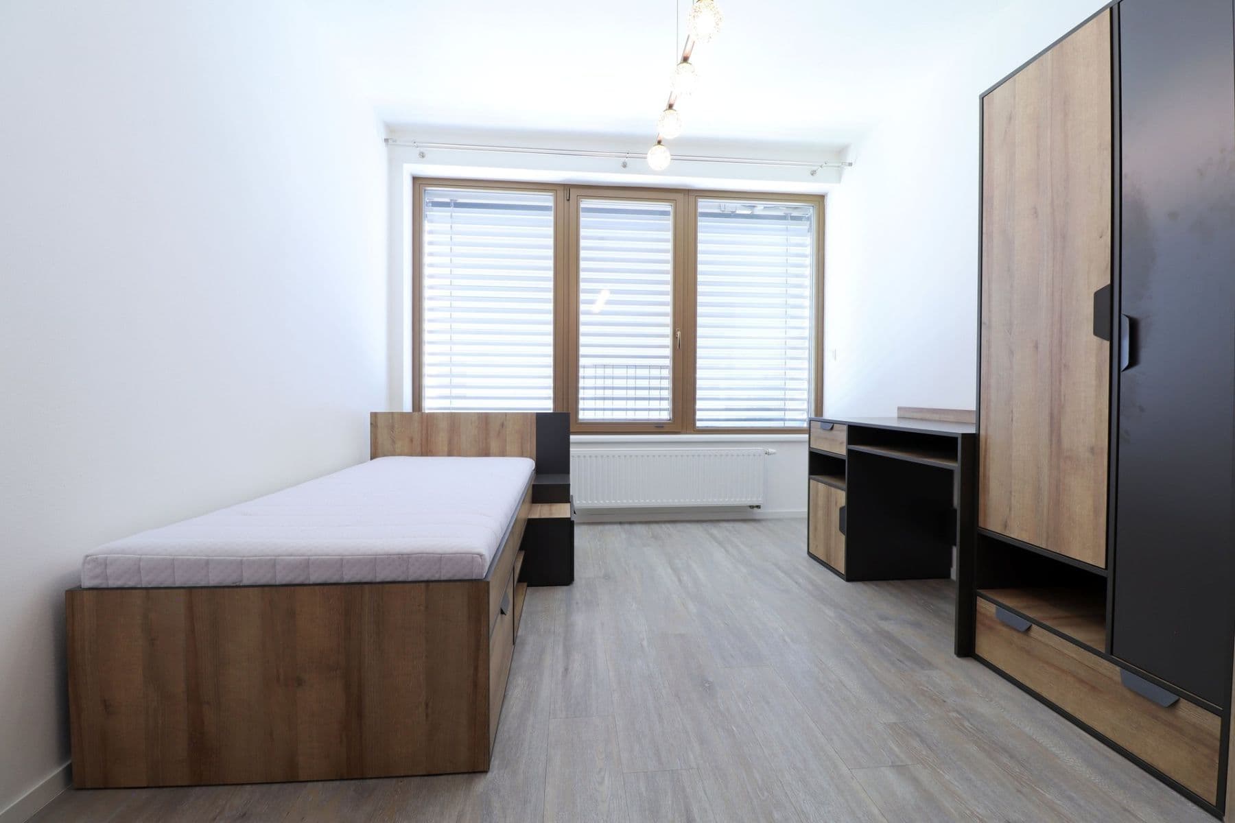 Pronájem bytu 4+kk 90 m², Pallova, Plzeň, Plzeňský kraj Pronájem bytu 4+kk 90 m², Pallova, Plzeň, Plzeňský kraj