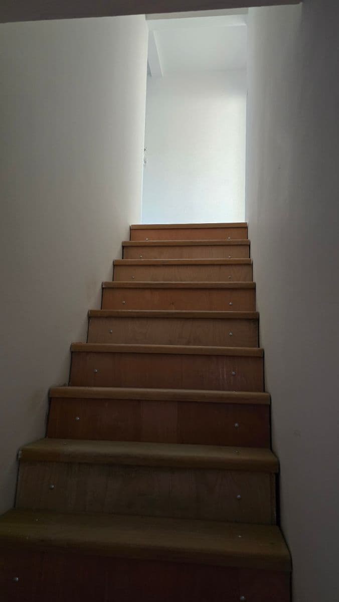 Prodej domu 150 m², pozemek 153 m², Stromořadní, Břeclav, Jihomoravský kraj Prodej domu 150 m², pozemek 153 m², Stromořadní, Břeclav, Jihomoravský kraj