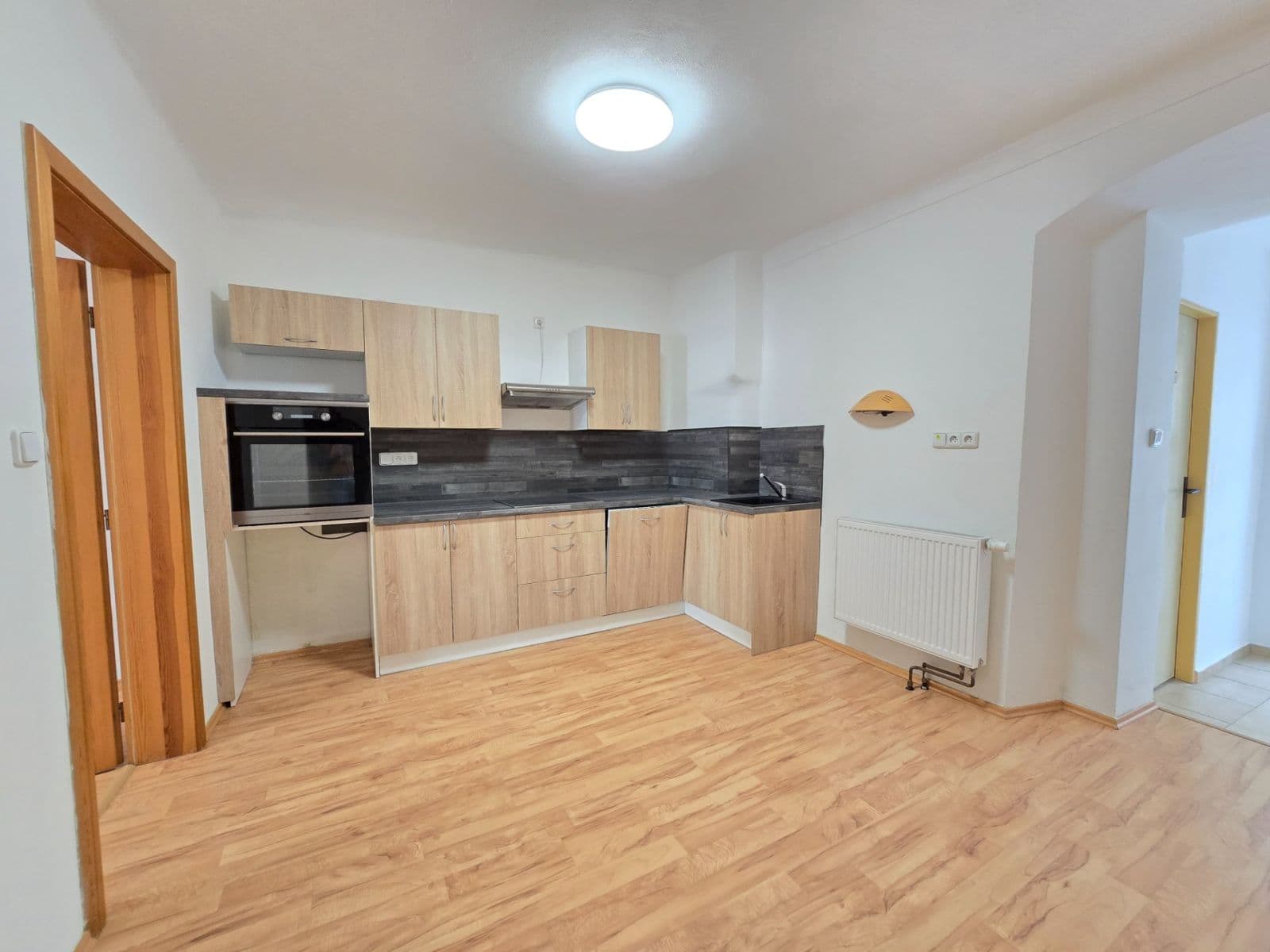Prodej domu 362 m², pozemek 150 m², Denisova, Klatovy, Plzeňský kraj Prodej domu 362 m², pozemek 150 m², Denisova, Klatovy, Plzeňský kraj