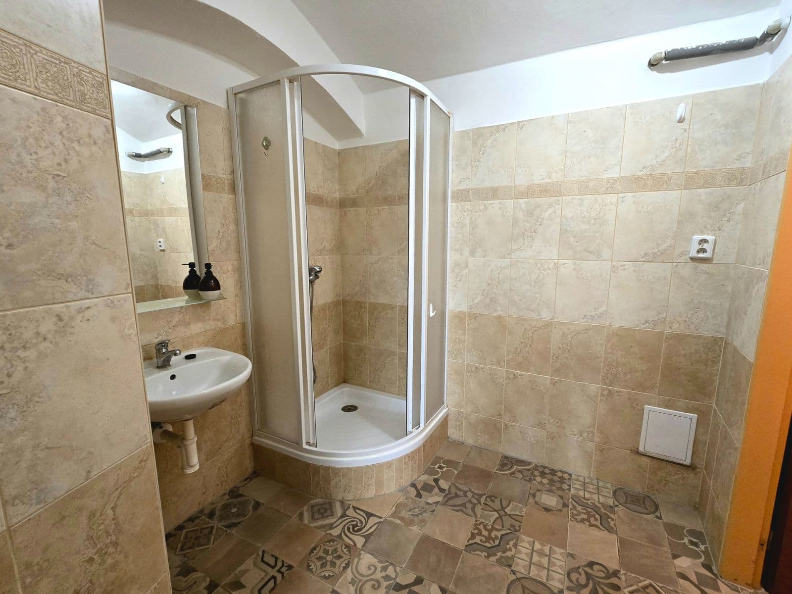 Prodej domu 362 m², pozemek 150 m², Denisova, Klatovy, Plzeňský kraj Prodej domu 362 m², pozemek 150 m², Denisova, Klatovy, Plzeňský kraj