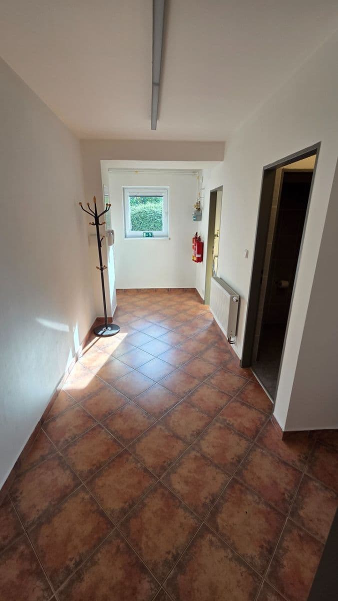 Pronájem kanceláře 85 m², Na Křivce, Praha, Praha Pronájem kanceláře 85 m², Na Křivce, Praha, Praha