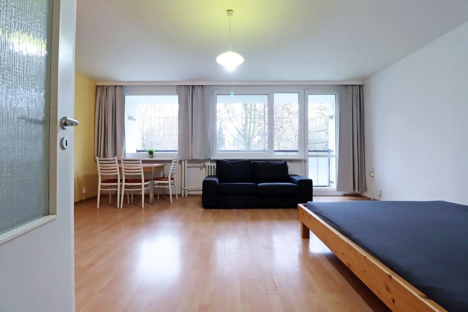 Pronájem bytu 1+kk 38 m², Kusého, Praha, Praha Pronájem bytu 1+kk 38 m², Kusého, Praha, Praha