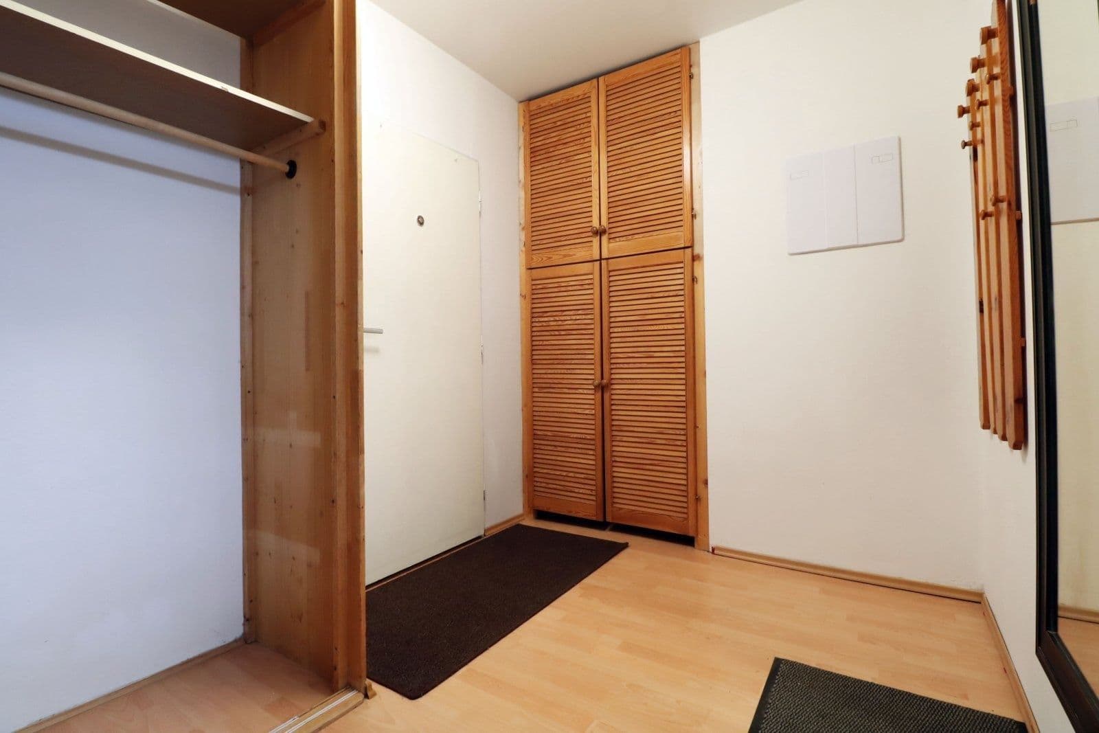 Pronájem bytu 1+kk 38 m², Kusého, Praha, Praha Pronájem bytu 1+kk 38 m², Kusého, Praha, Praha